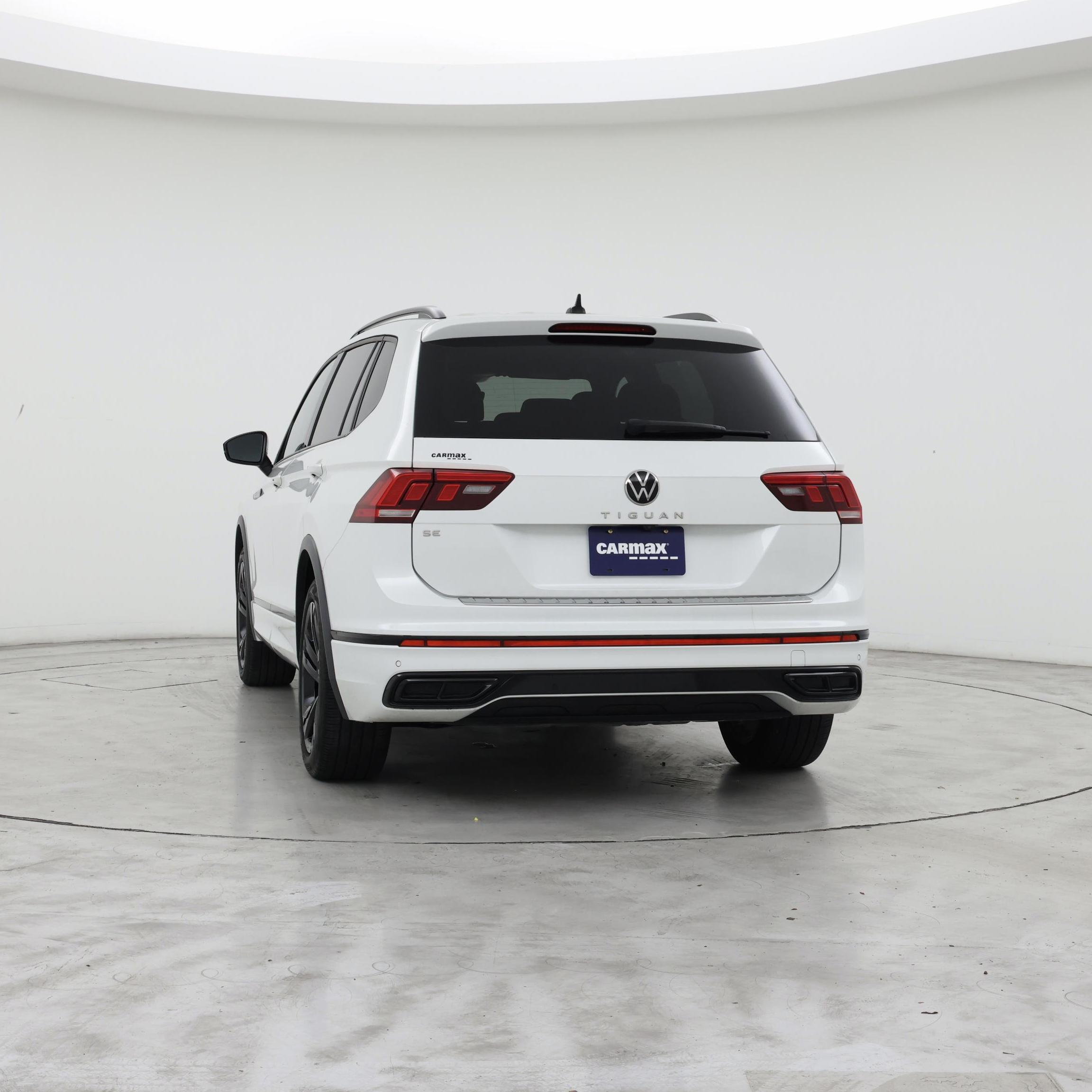 Thumbnail: 2023 Volkswagen Tiguan - 6