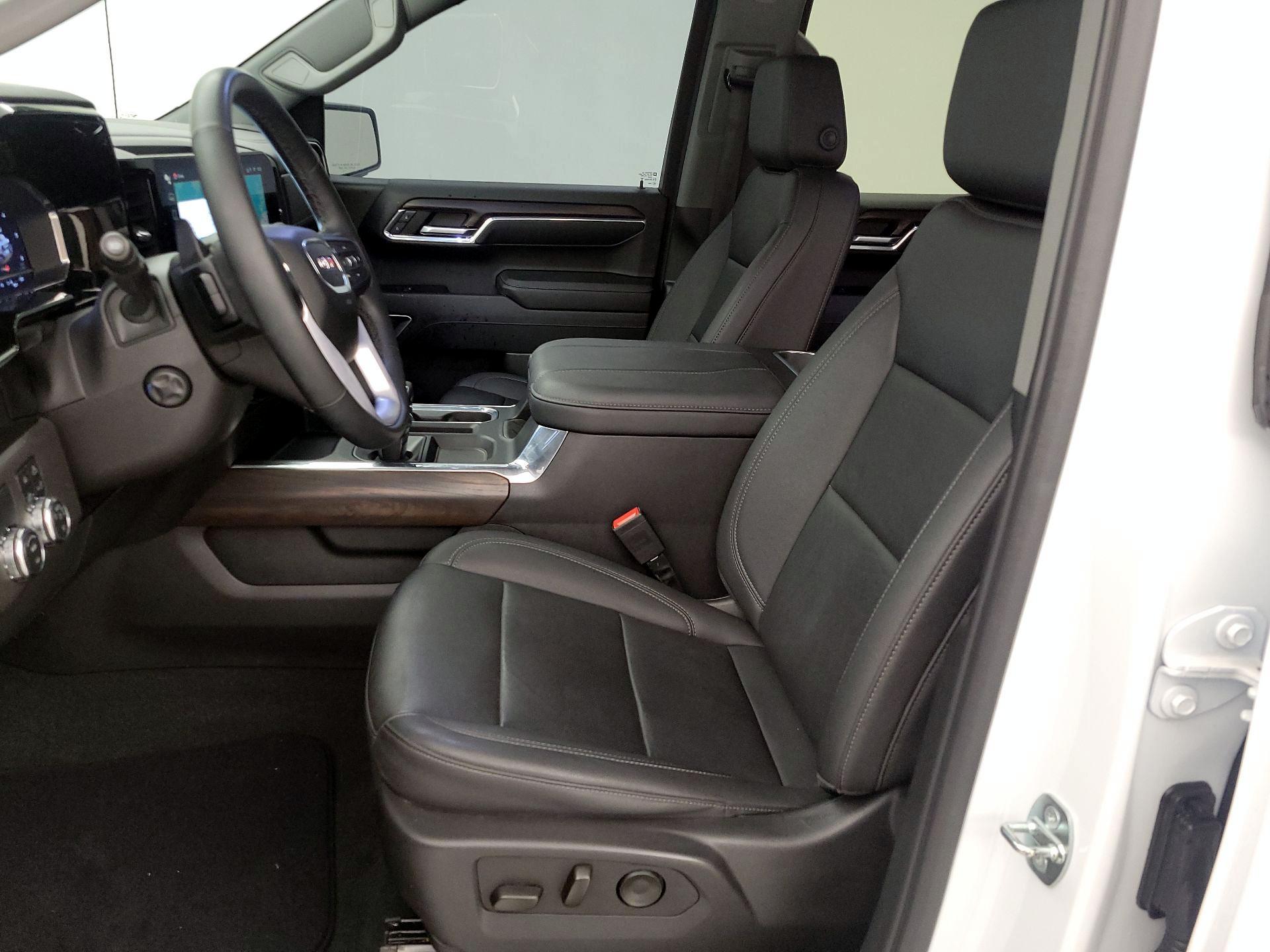 Thumbnail: 2023 GMC Sierra 1500 - 11