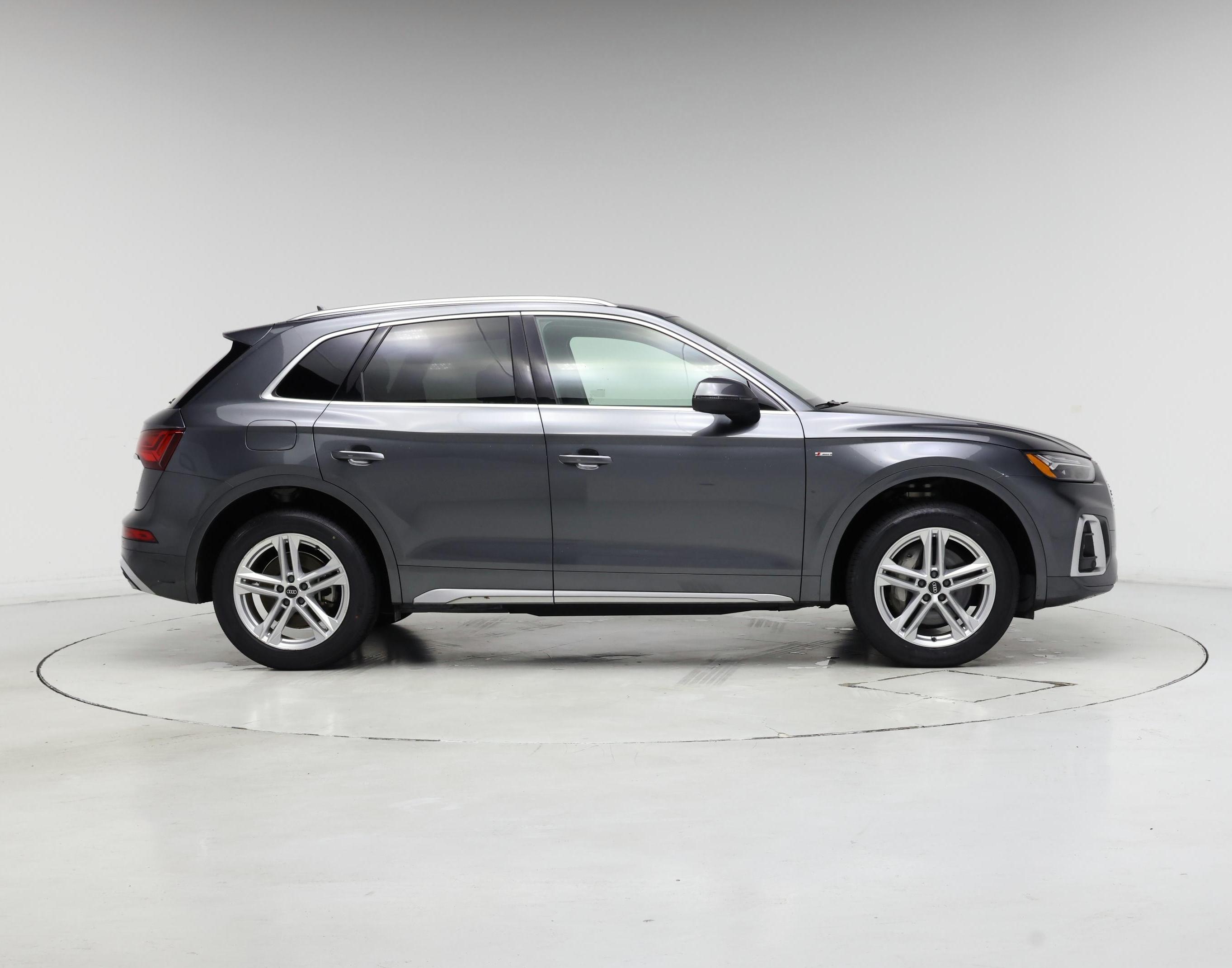 Thumbnail: 2024 Audi Q5 - 7