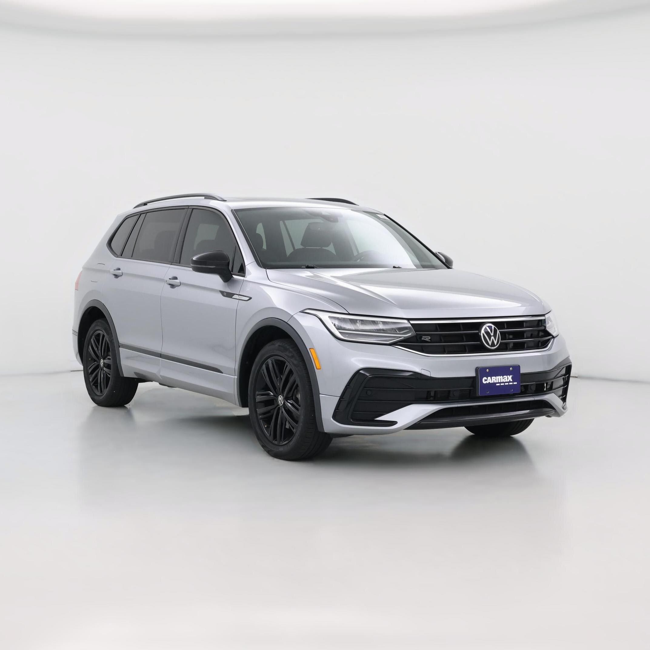 Thumbnail: 2022 Volkswagen Tiguan - 1