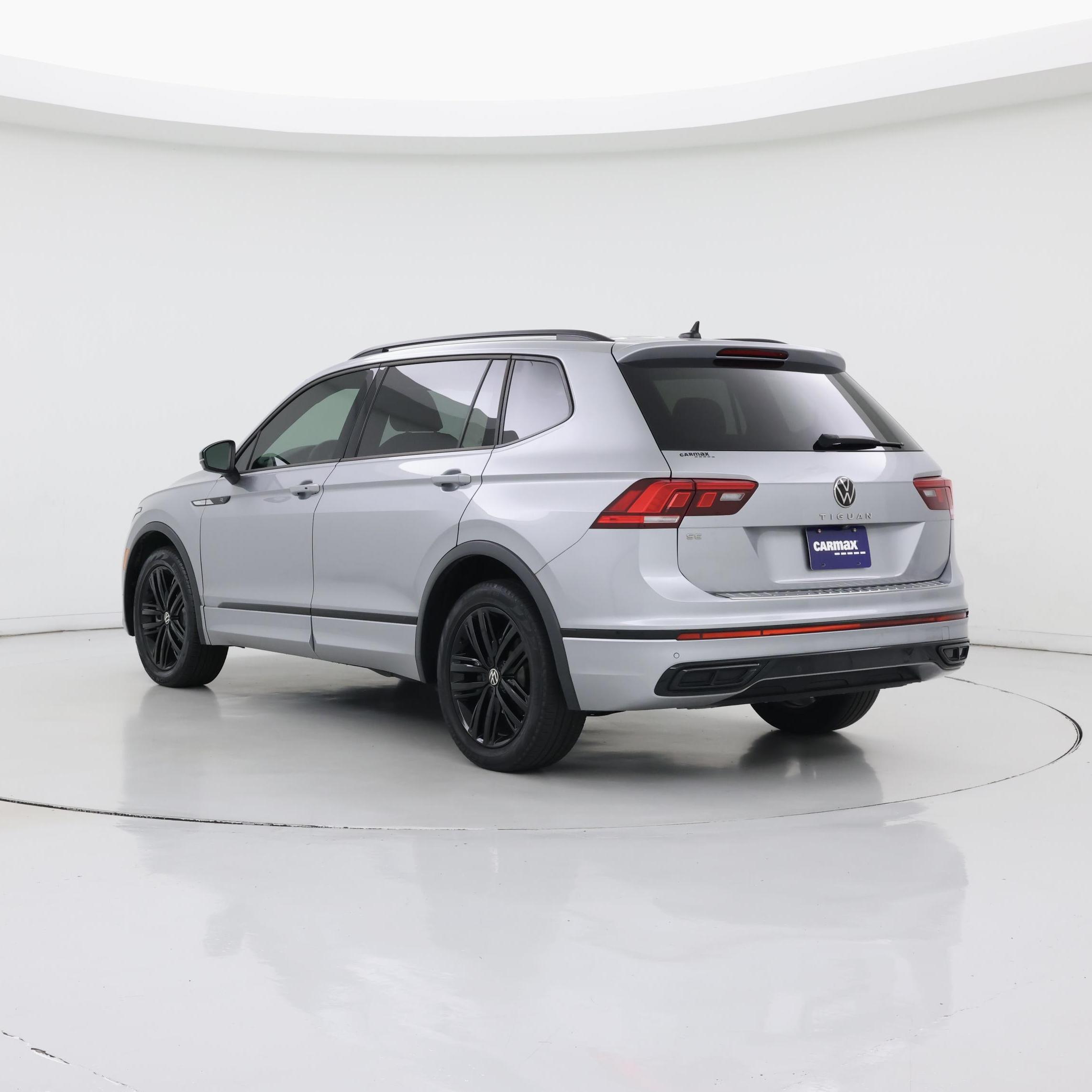 Thumbnail: 2022 Volkswagen Tiguan - 2