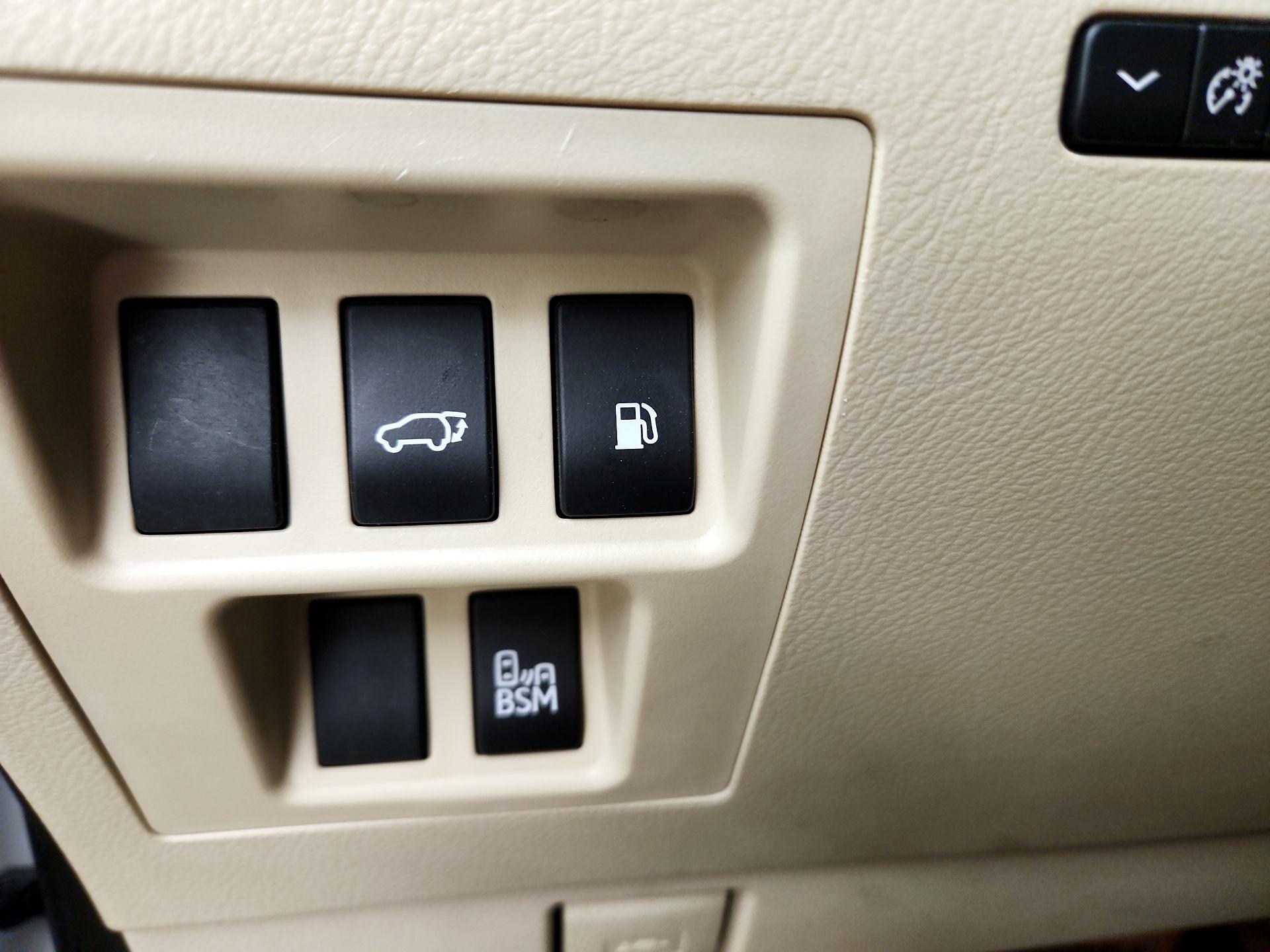 Thumbnail: 2014 Lexus RX - 13