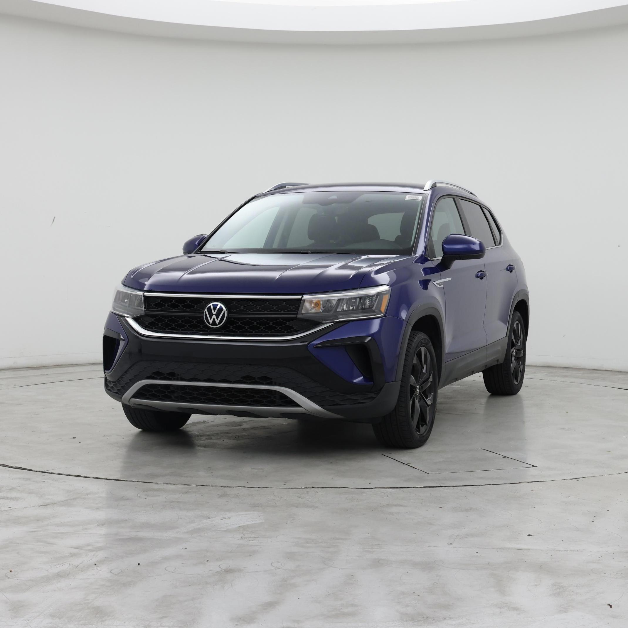 Thumbnail: 2023 Volkswagen Taos - 4