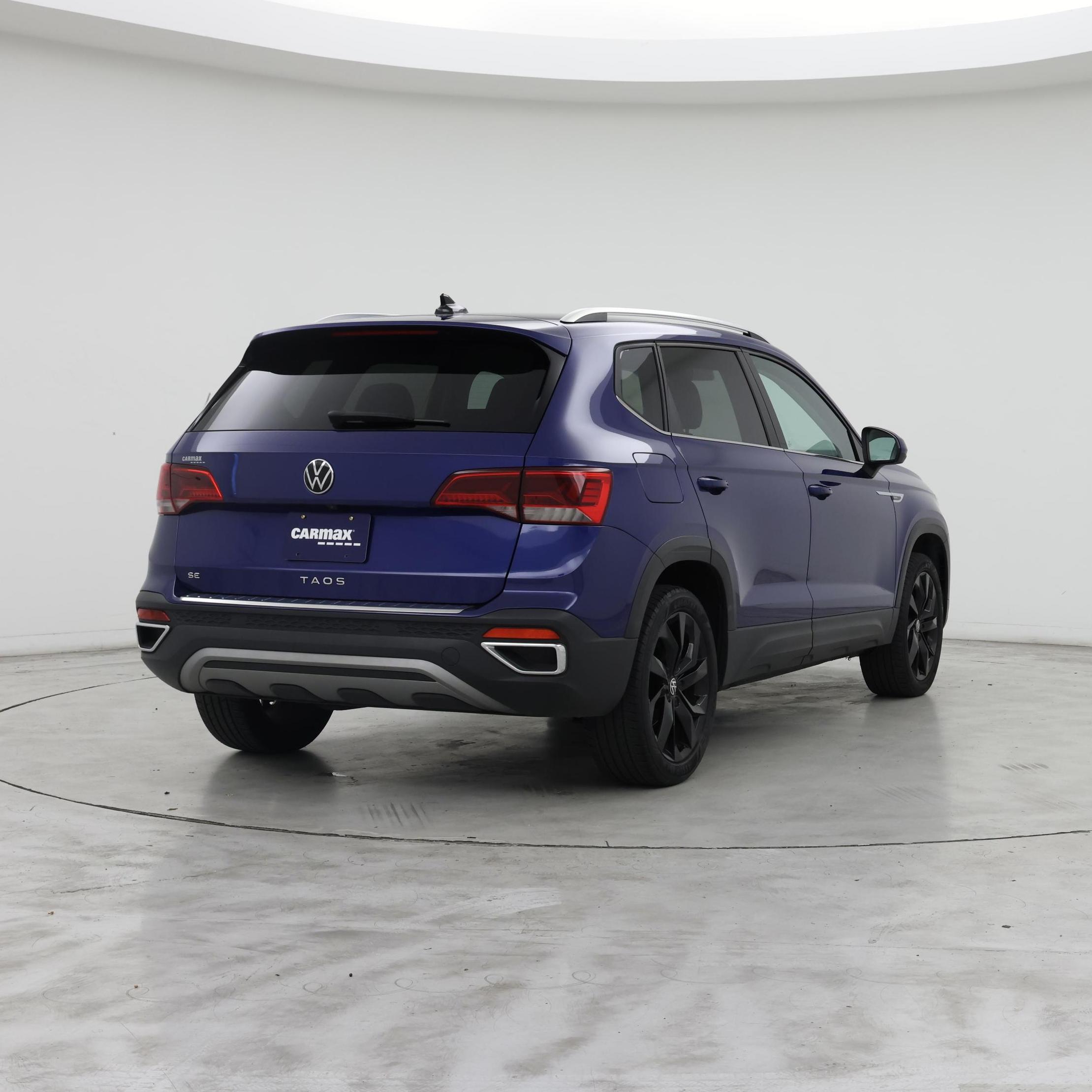 Thumbnail: 2023 Volkswagen Taos - 8