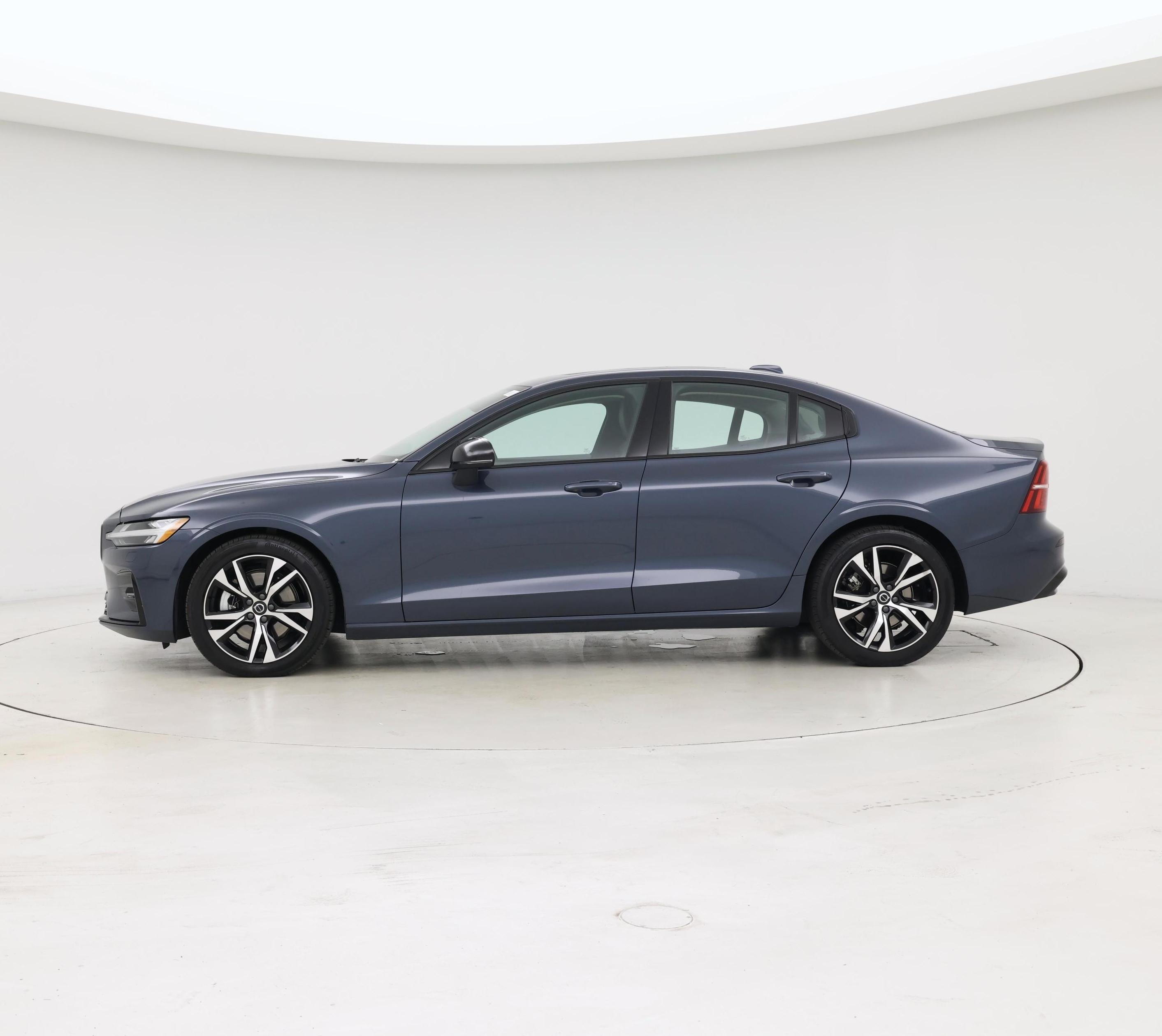 Thumbnail: 2025 Volvo S60 - 3