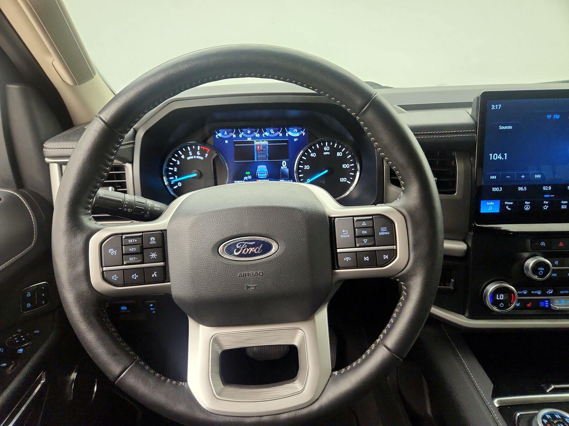 Thumbnail: 2024 Ford Expedition - 10