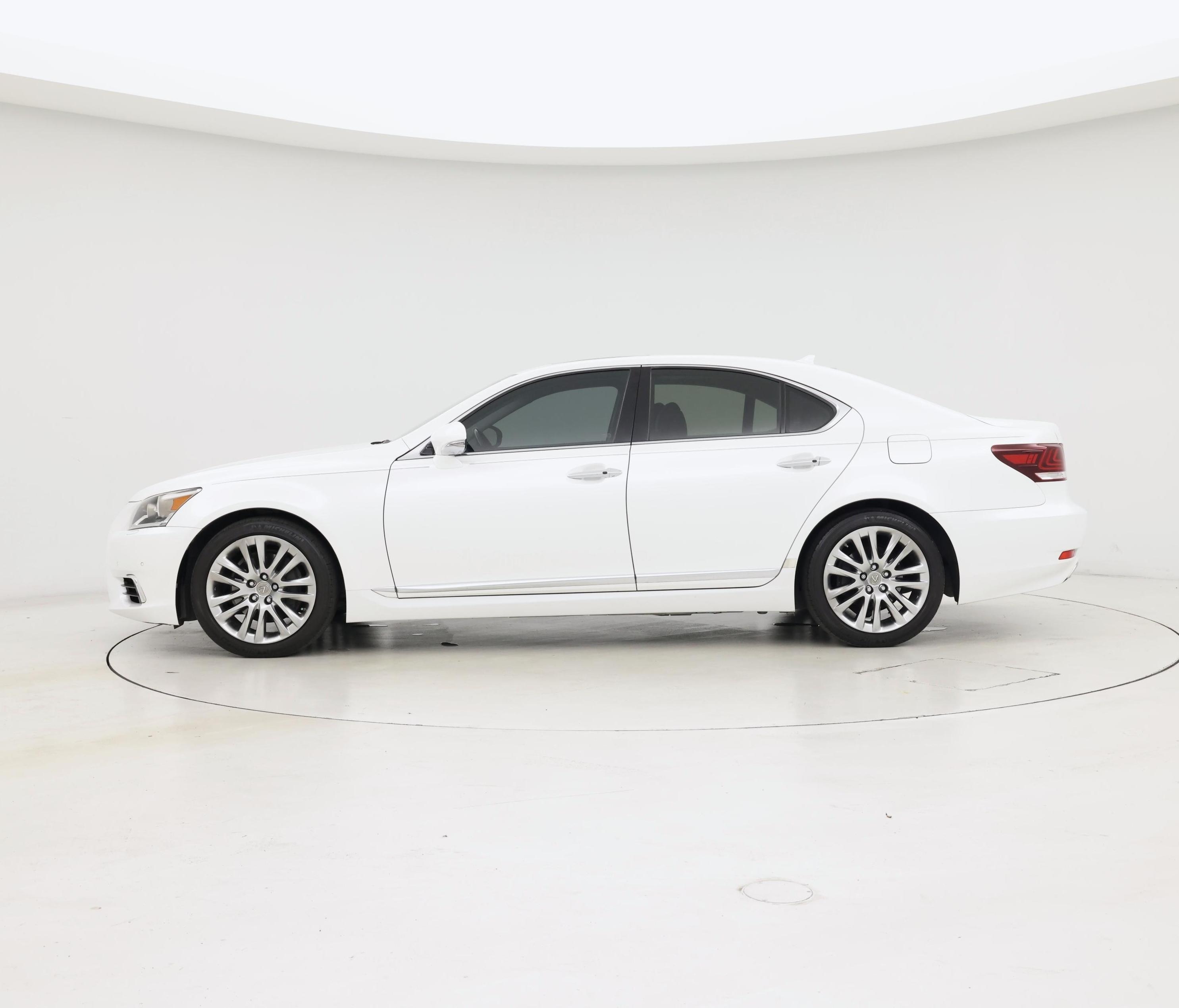 Thumbnail: 2013 Lexus LS - 3