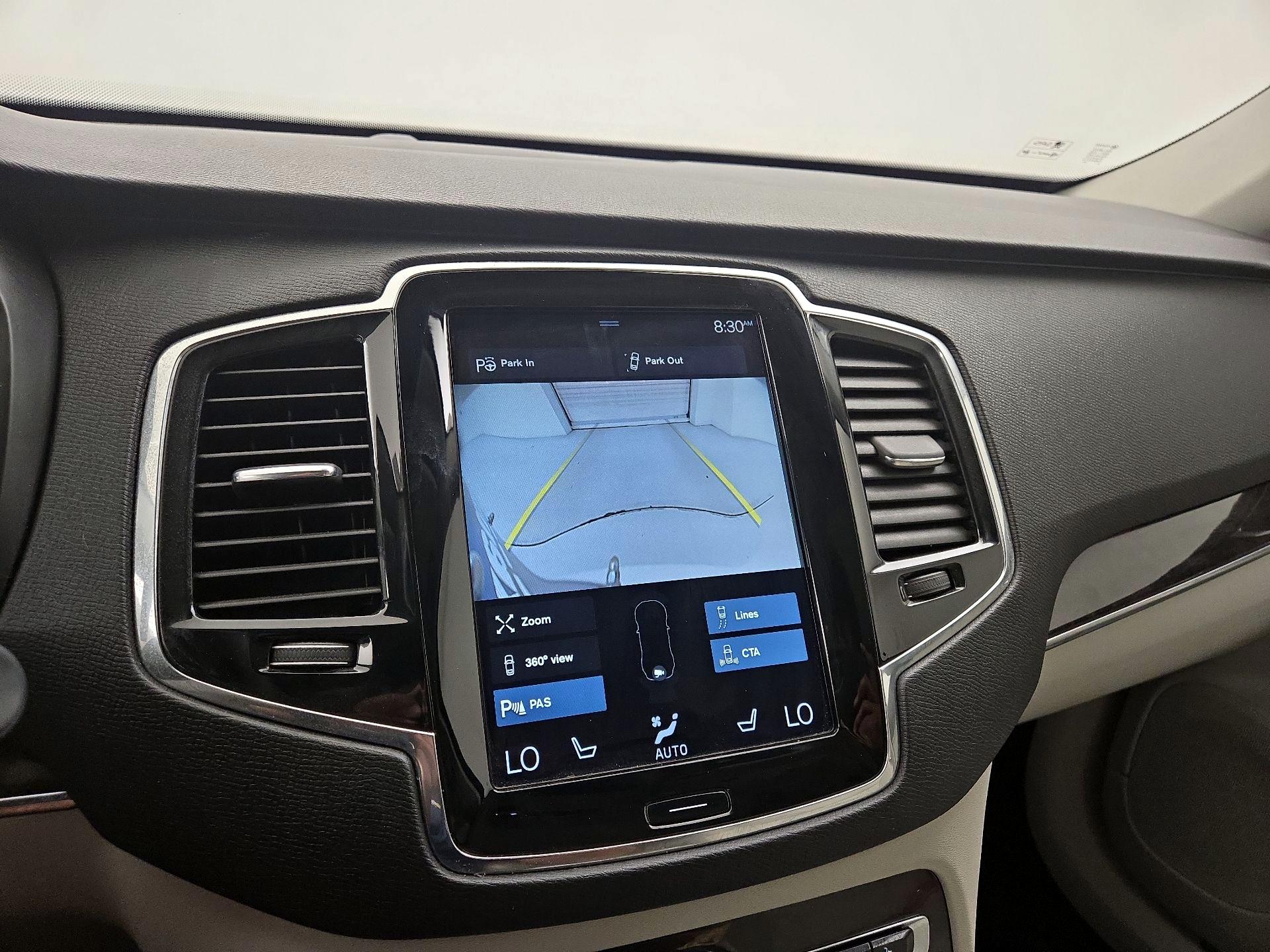Thumbnail: 2018 Volvo XC90 - 15