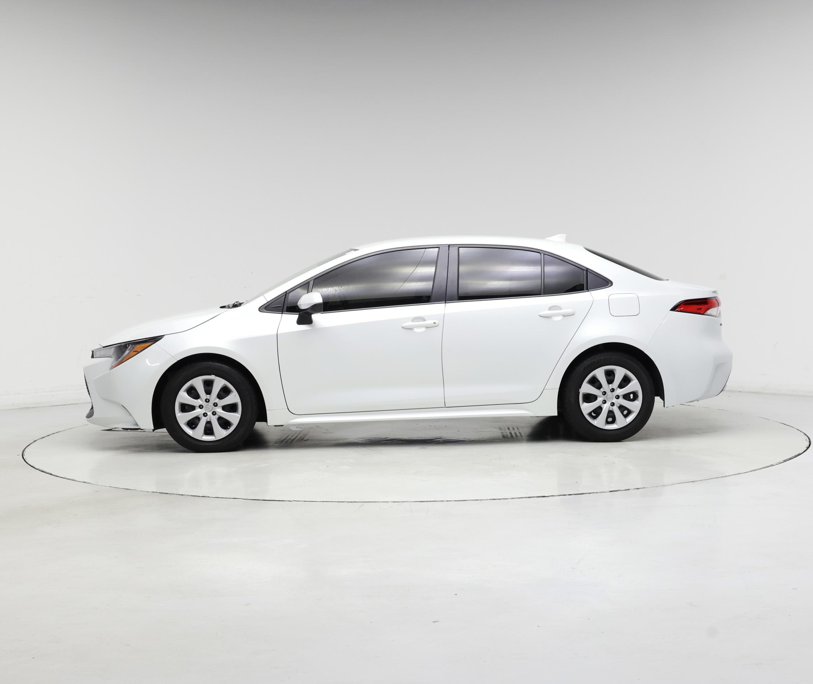 Thumbnail: 2022 Toyota Corolla - 3