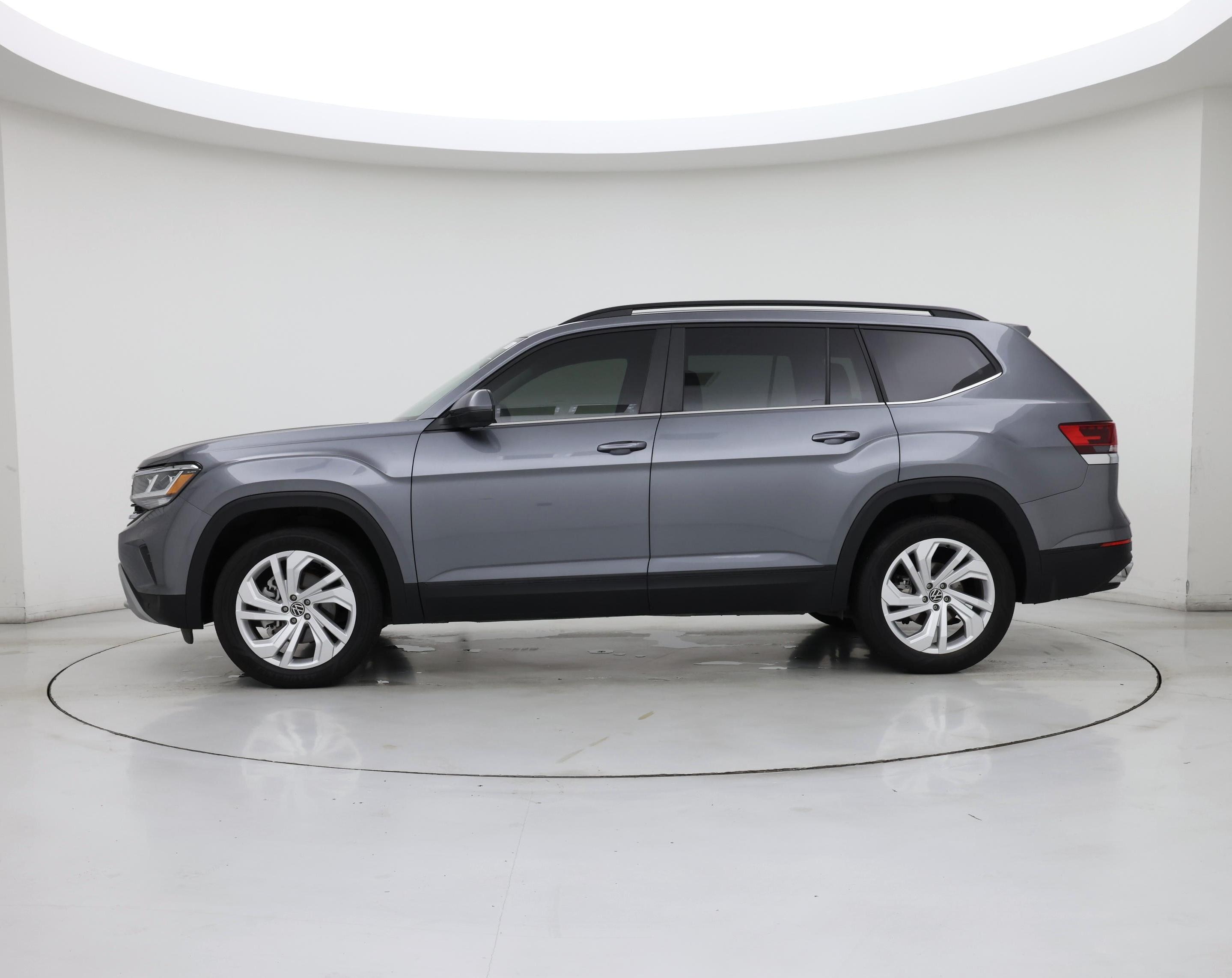 Thumbnail: 2023 Volkswagen Atlas - 3