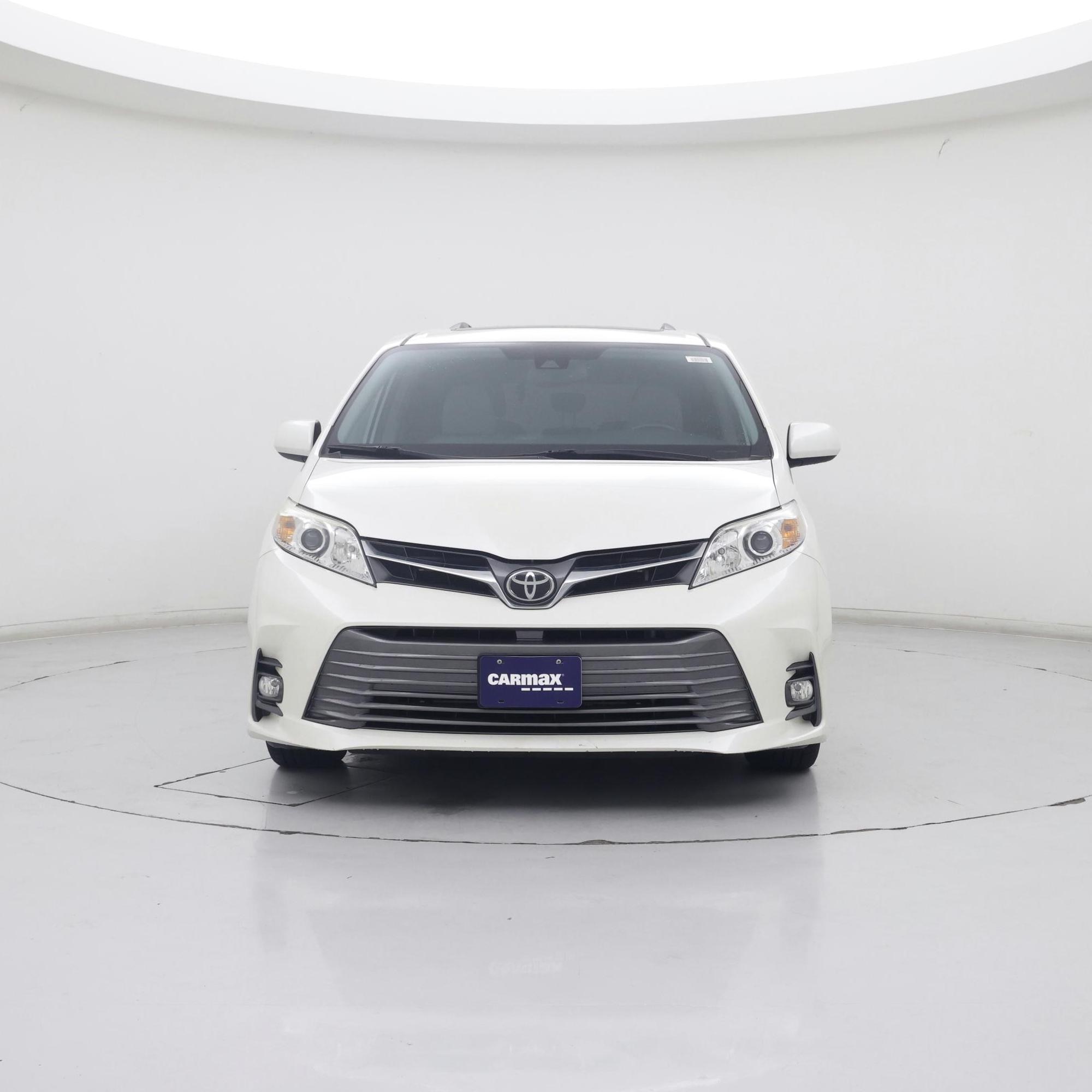 Thumbnail: 2019 Toyota Sienna - 5
