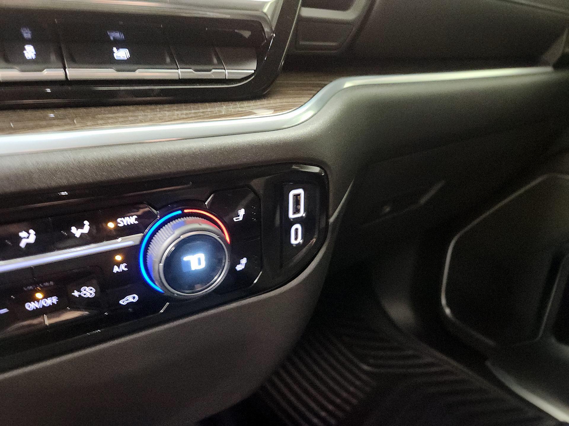 Thumbnail: 2022 Chevrolet Silverado 1500 - 19