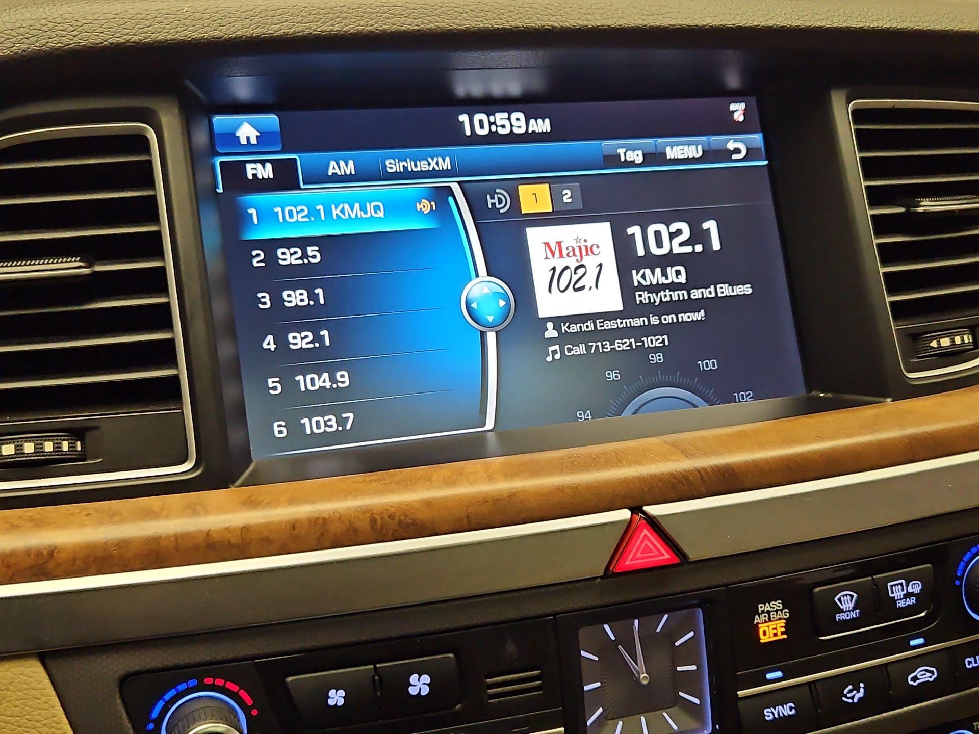 Thumbnail: 2016 Hyundai Genesis - 15