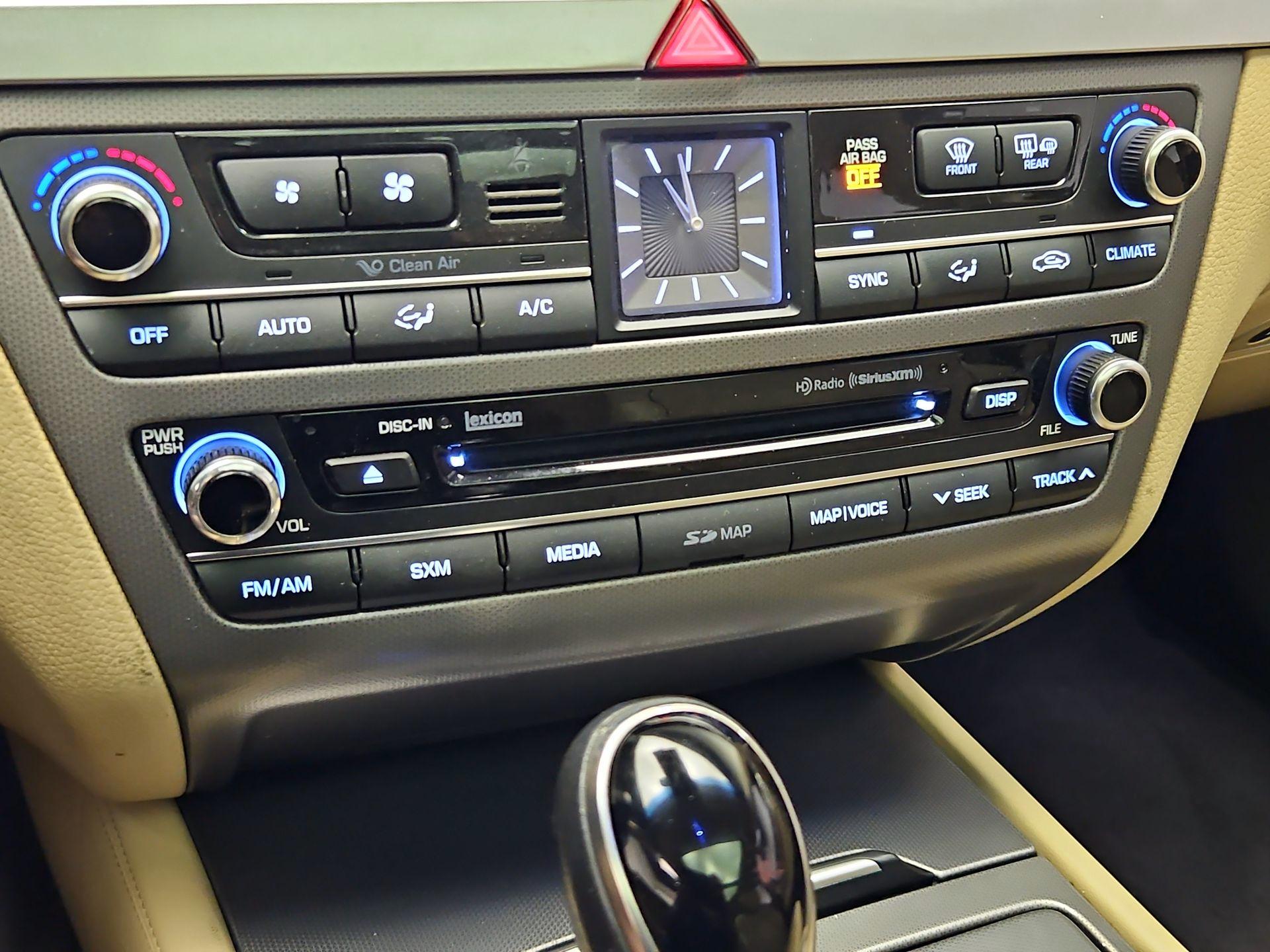 Thumbnail: 2016 Hyundai Genesis - 16