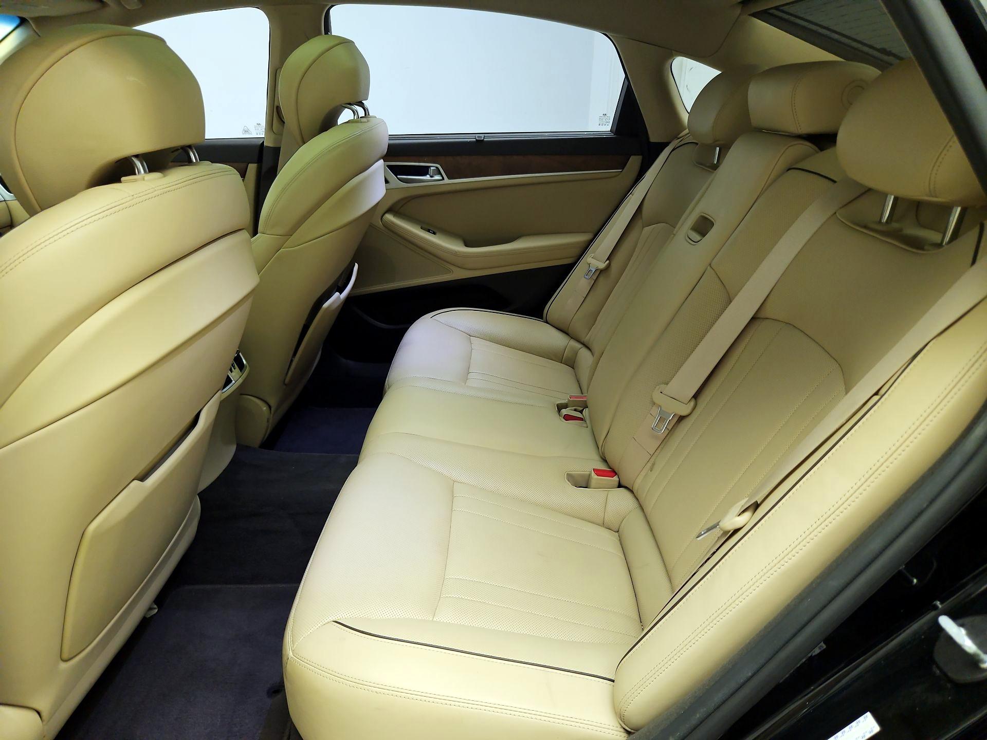Thumbnail: 2016 Hyundai Genesis - 20