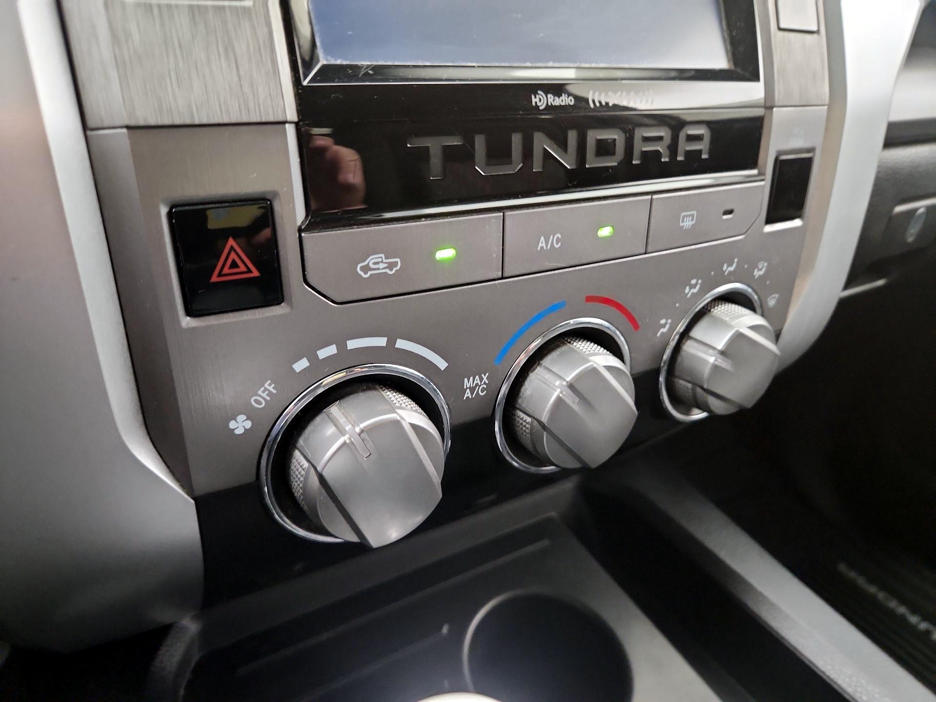 Thumbnail: 2018 Toyota Tundra - 16