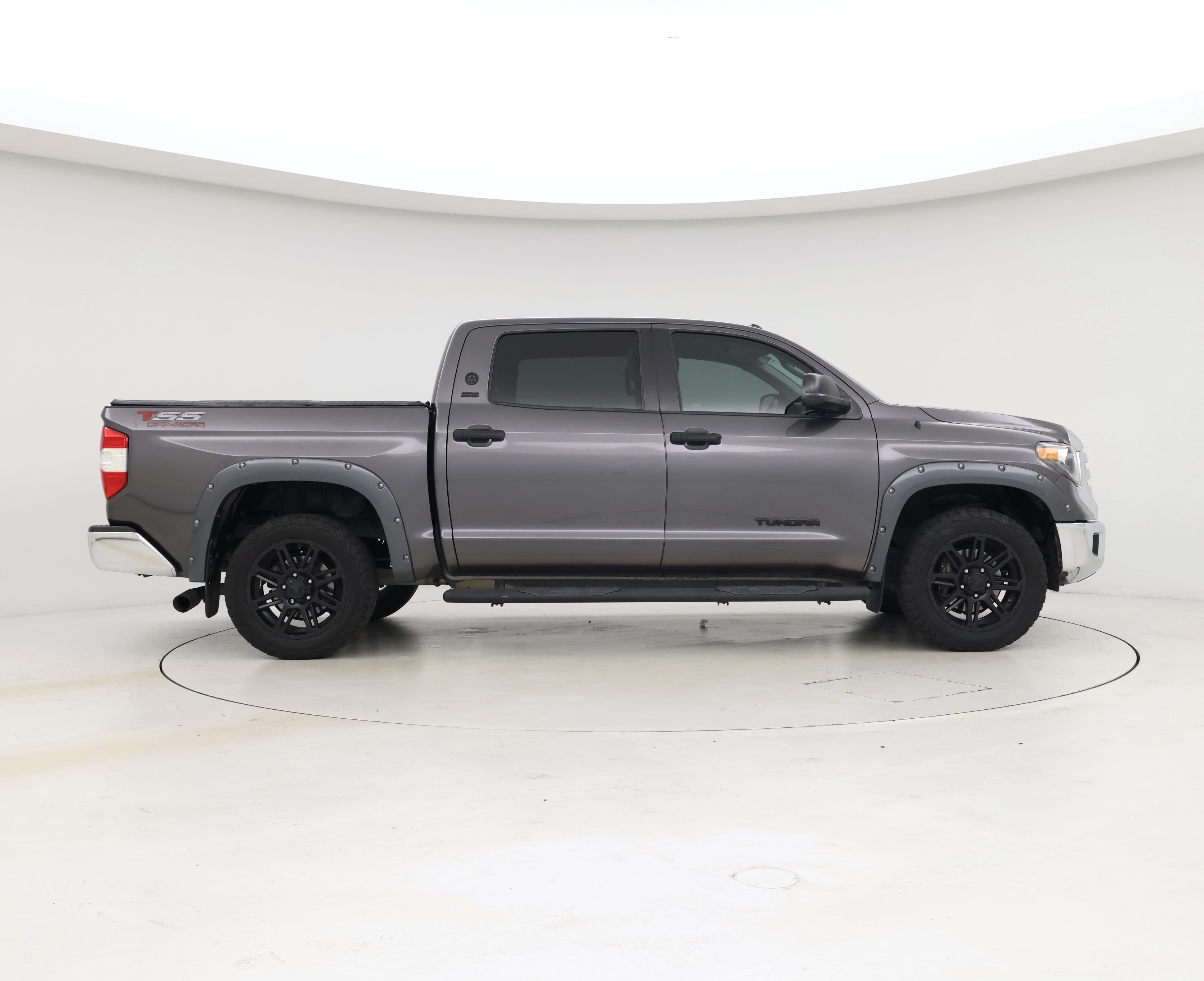 Thumbnail: 2018 Toyota Tundra - 7