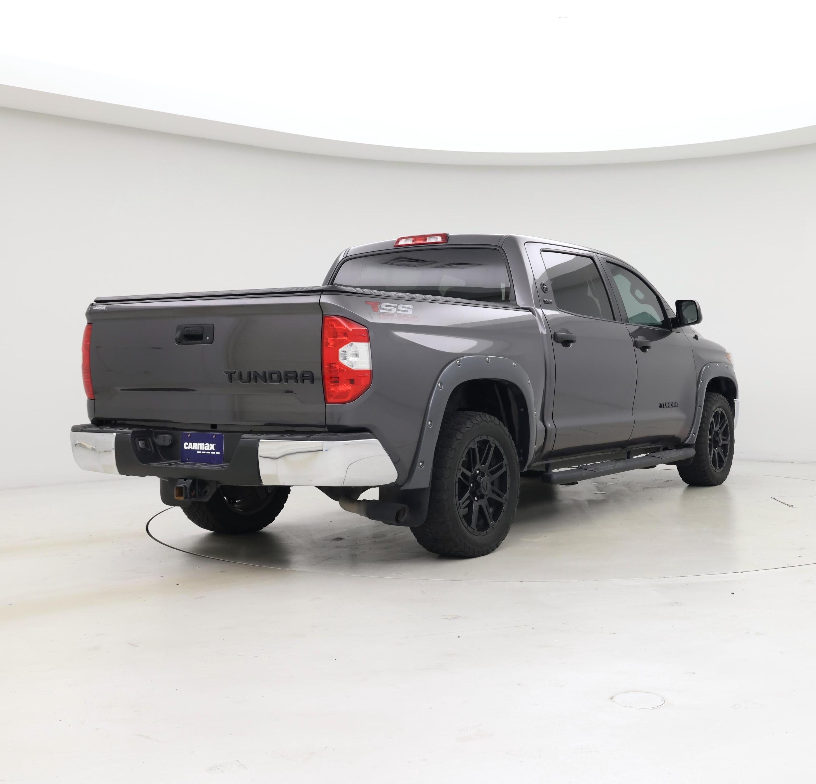Thumbnail: 2018 Toyota Tundra - 8