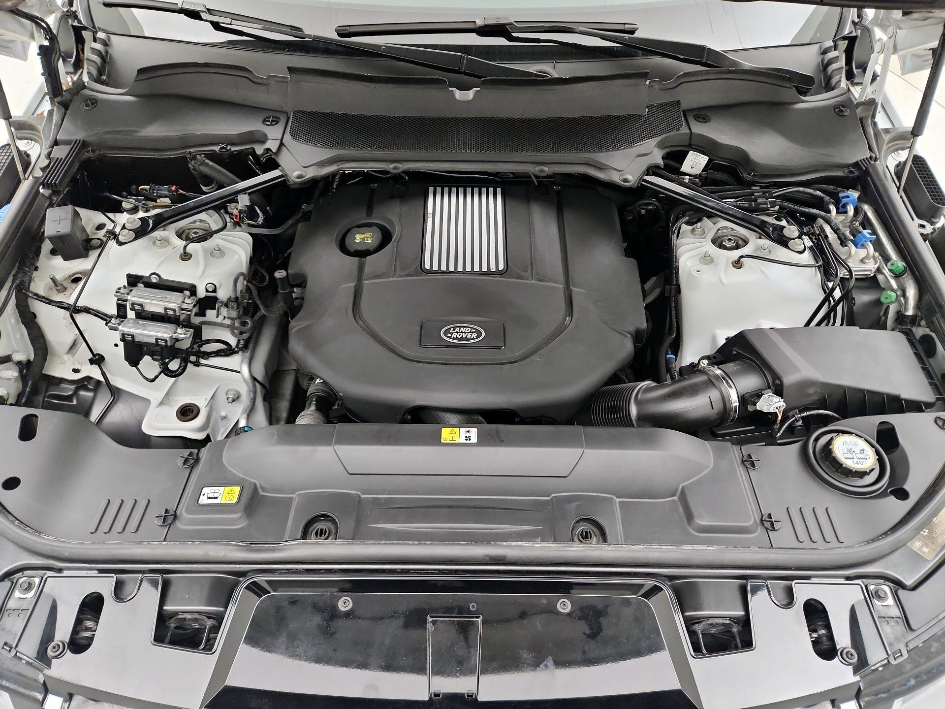 Thumbnail: 2019 Land Rover Range Rover Sport - 20