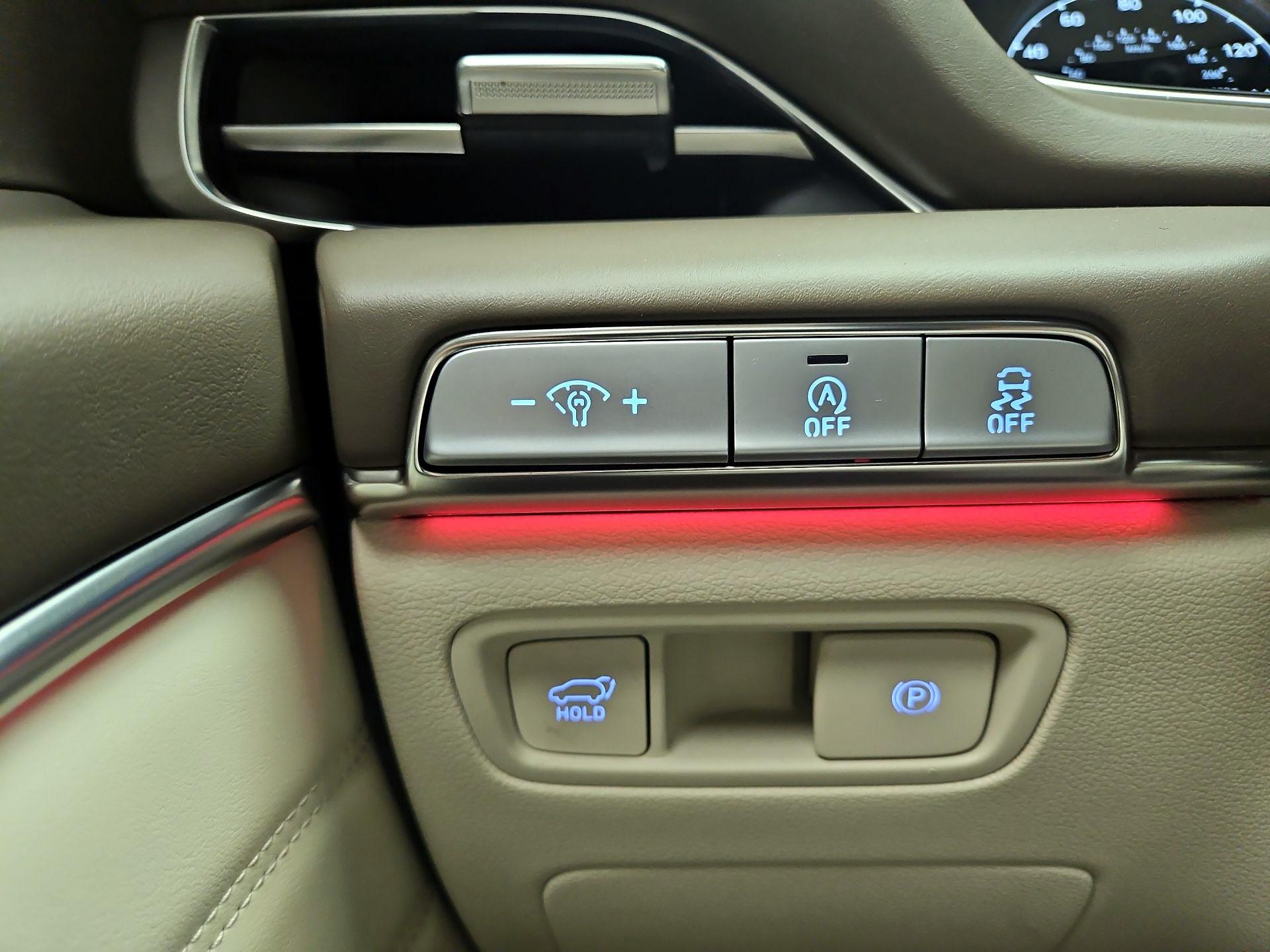 Thumbnail: 2023 Genesis GV80 - 11