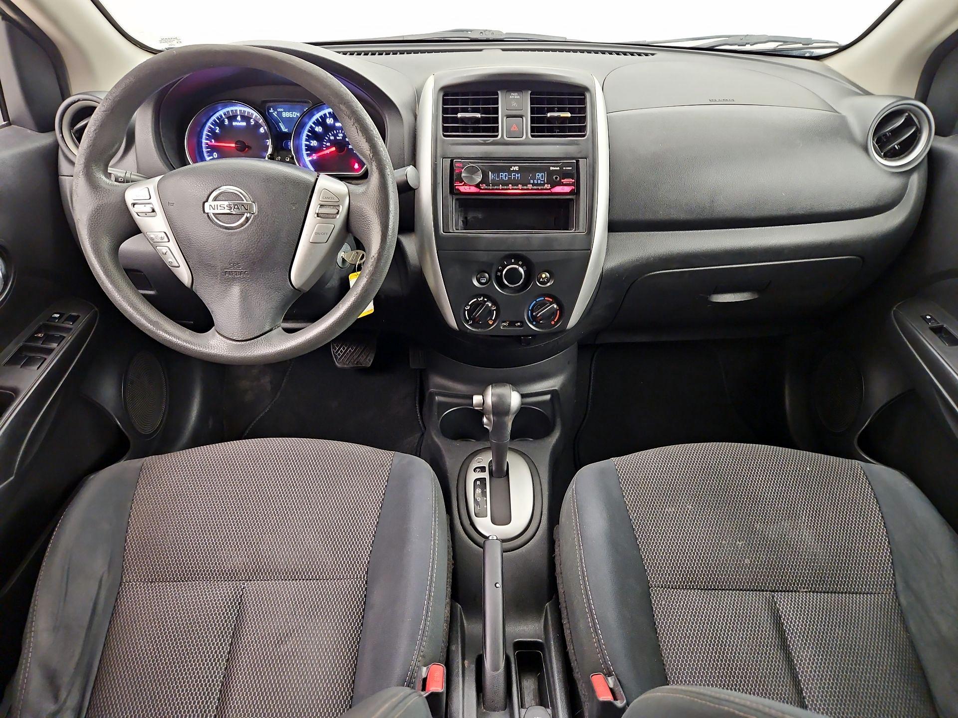 Thumbnail: 2016 Nissan Versa - 9