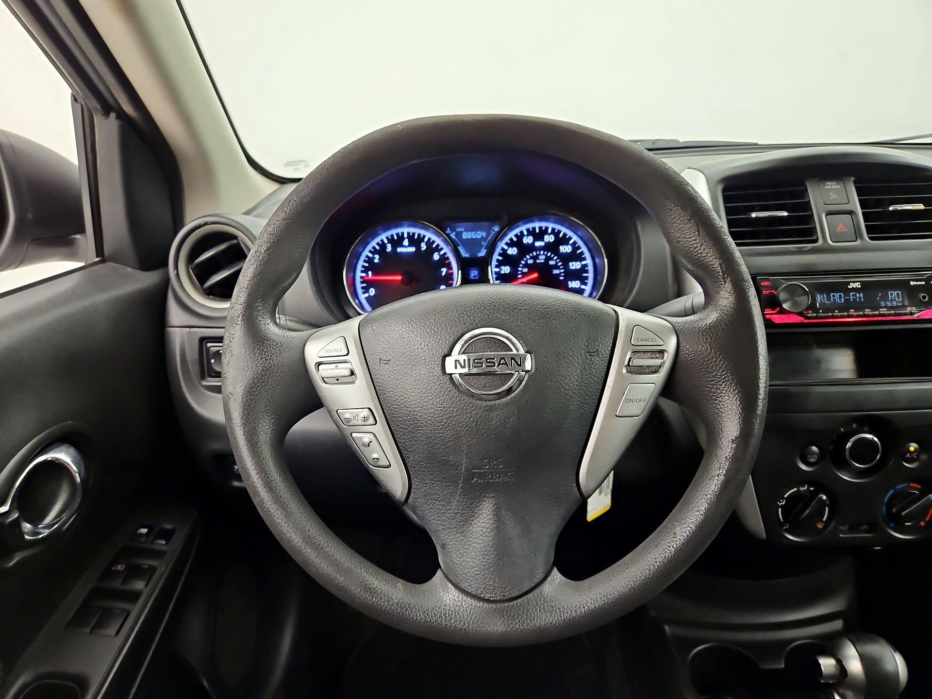 Thumbnail: 2016 Nissan Versa - 10