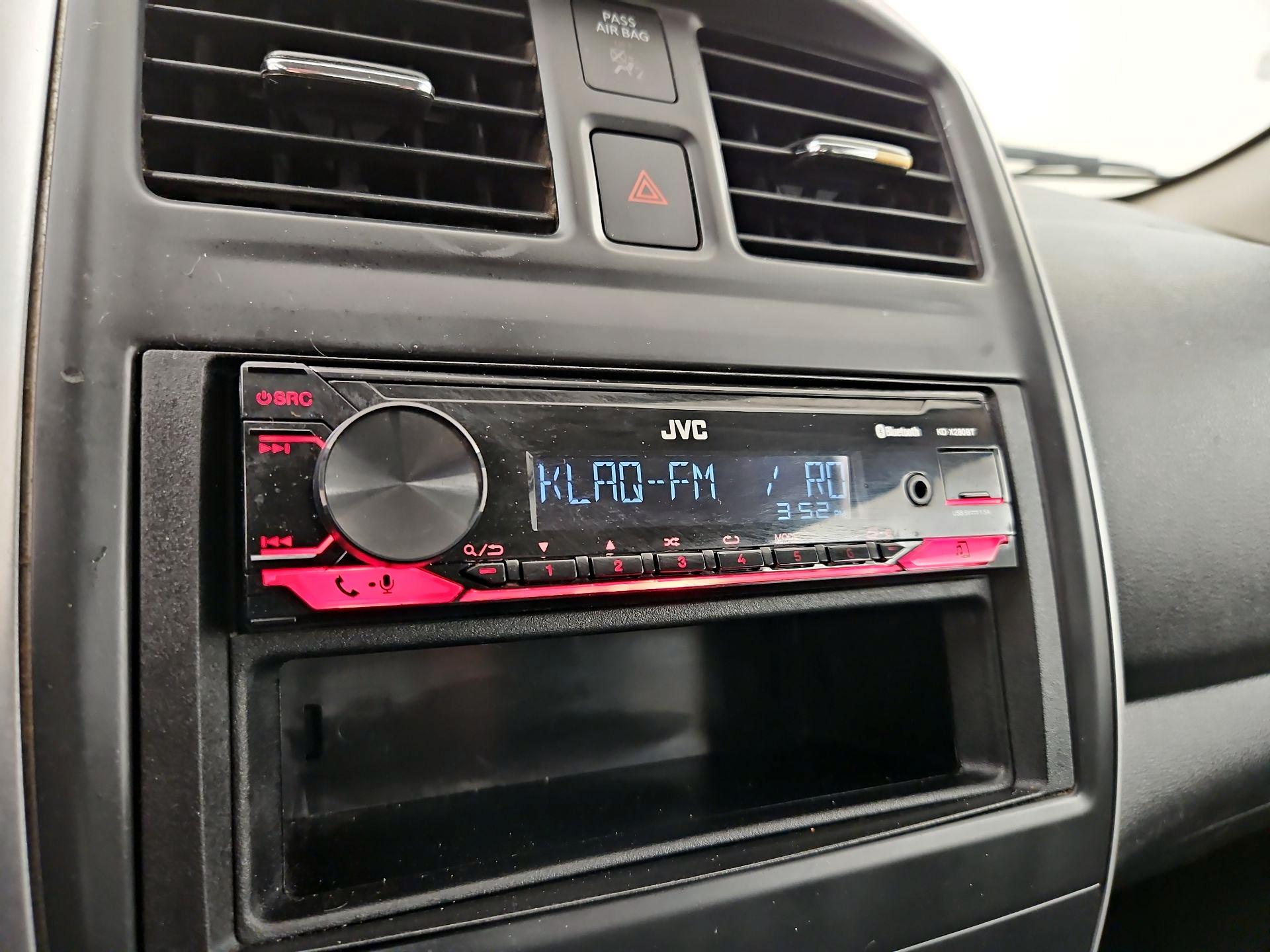 Thumbnail: 2016 Nissan Versa - 13