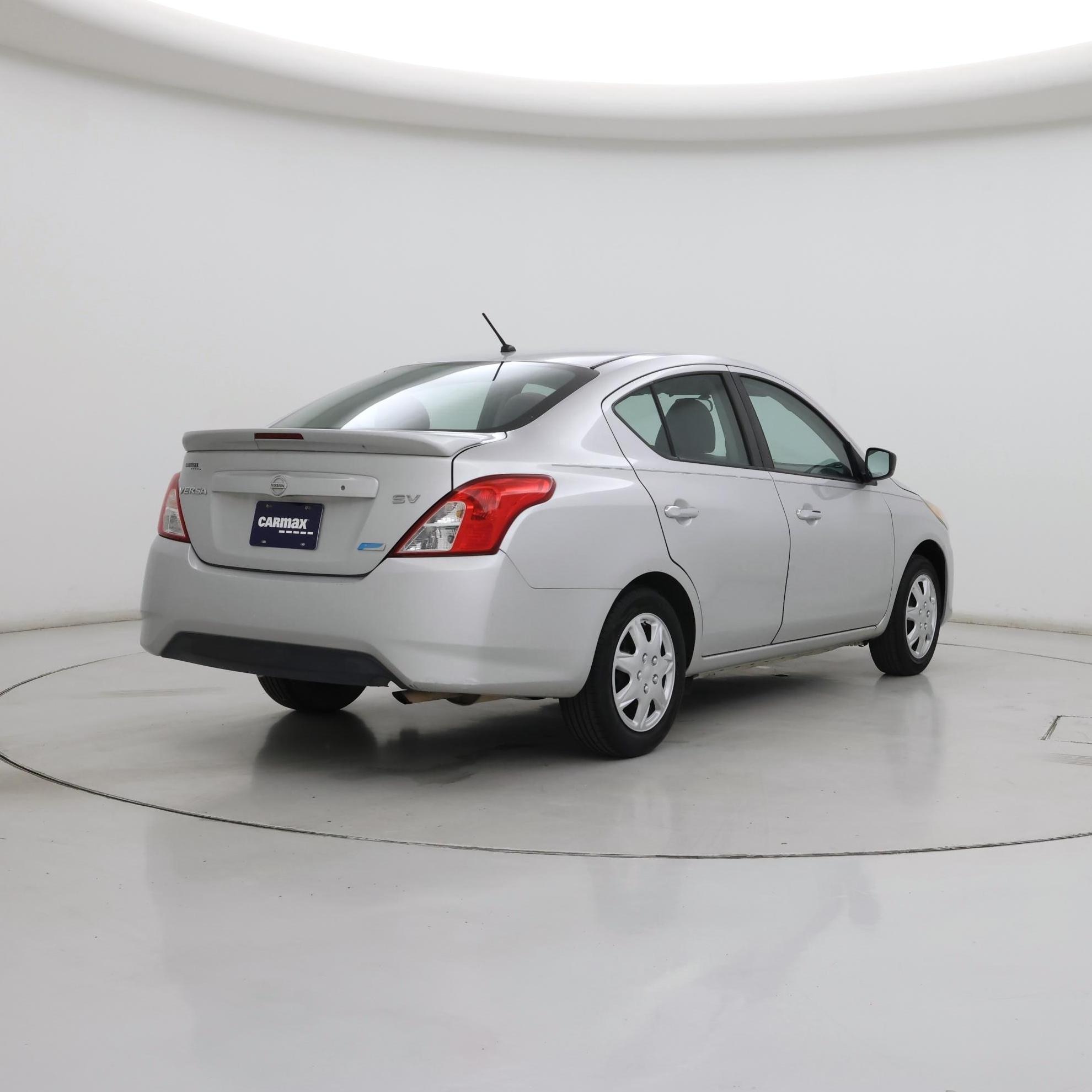 Thumbnail: 2016 Nissan Versa - 8