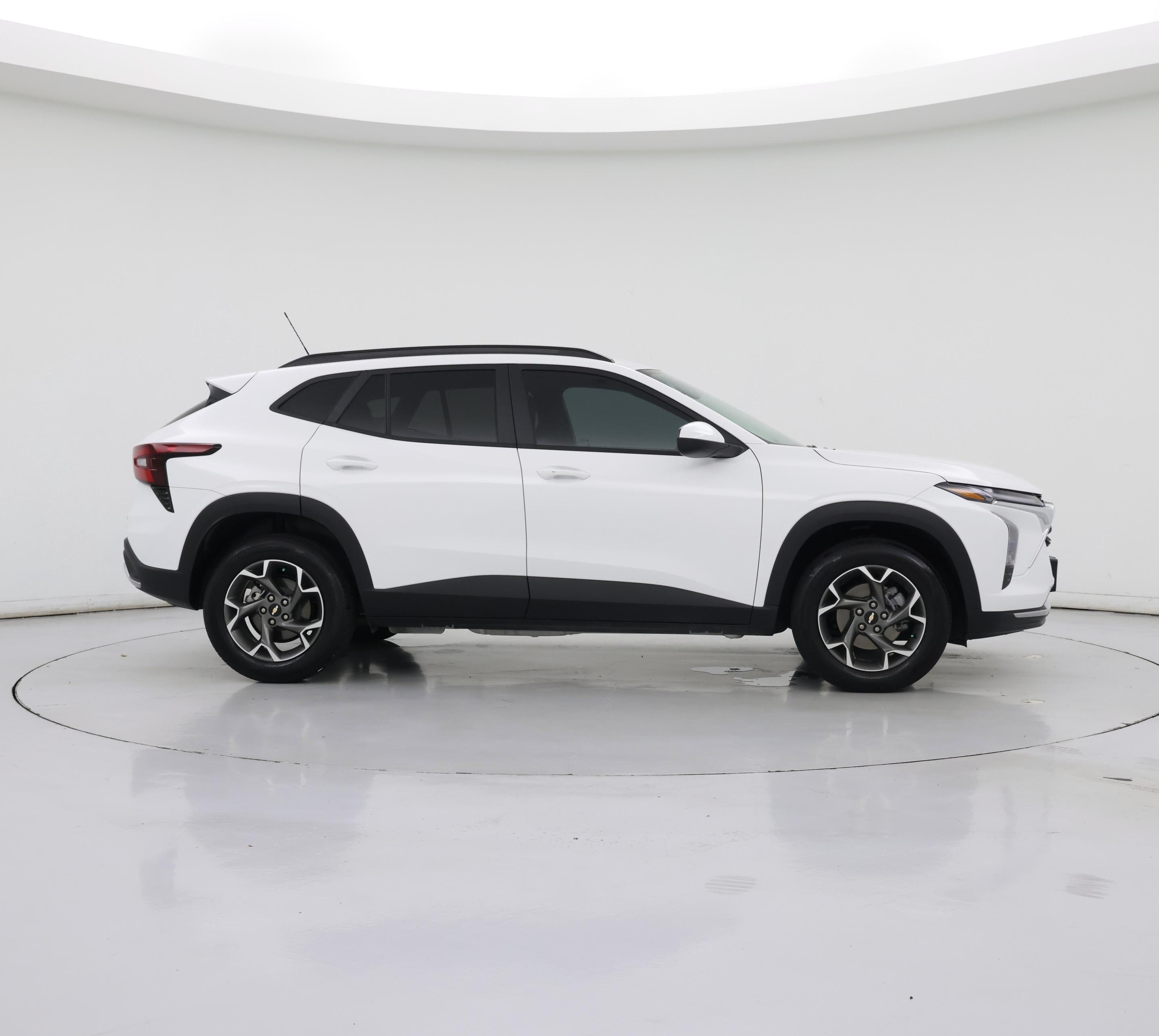 Thumbnail: 2025 Chevrolet Trax - 7