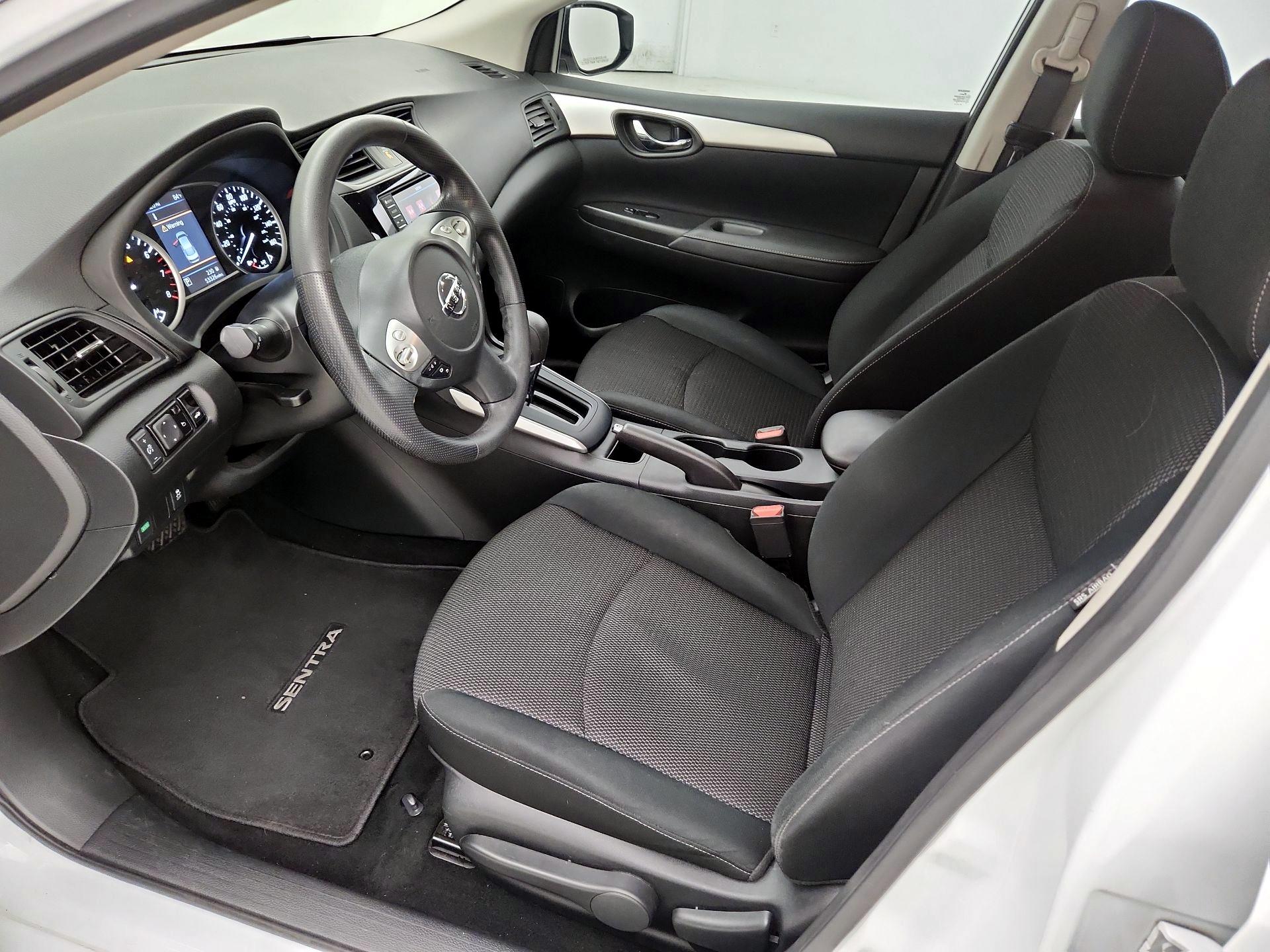 Thumbnail: 2019 Nissan Sentra - 11