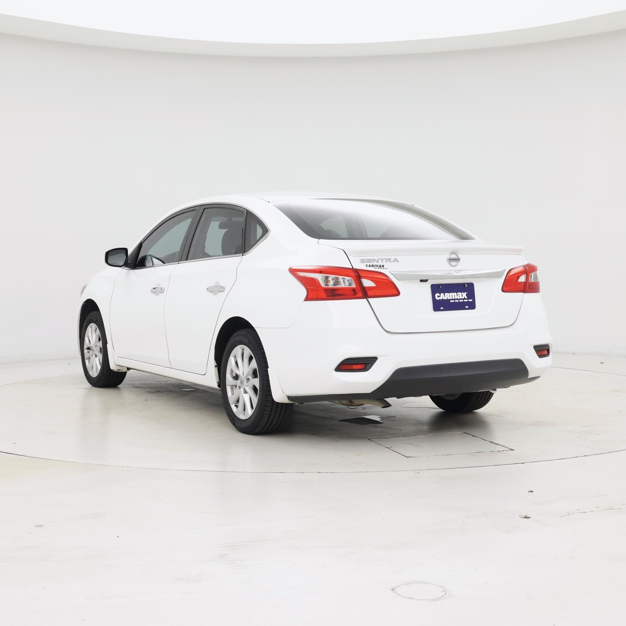 Thumbnail: 2019 Nissan Sentra - 2