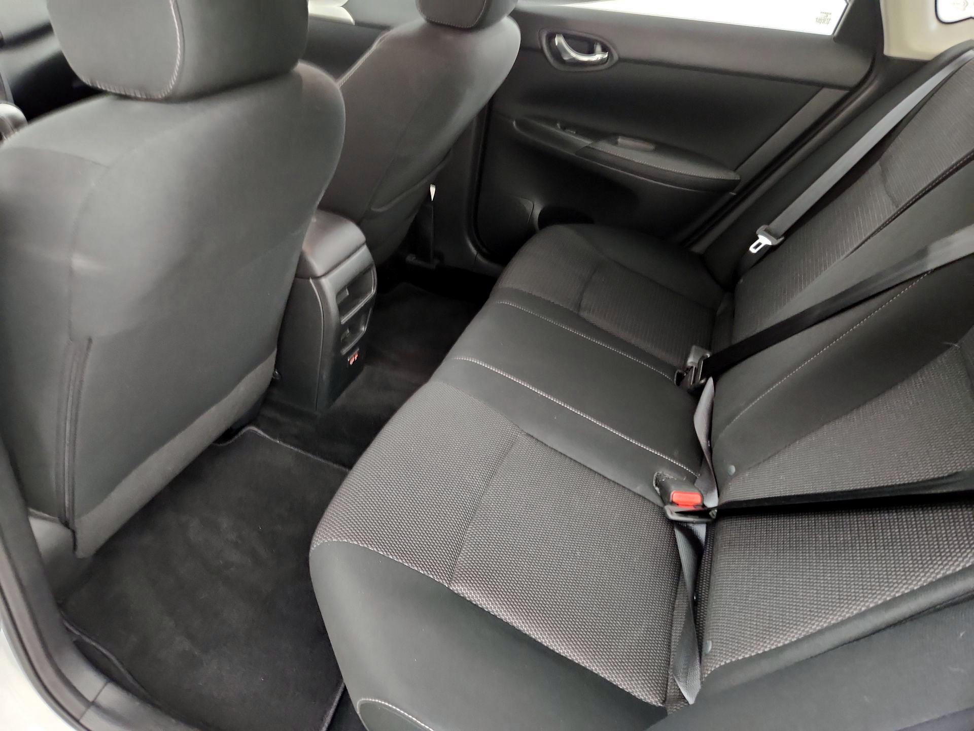 Thumbnail: 2019 Nissan Sentra - 19