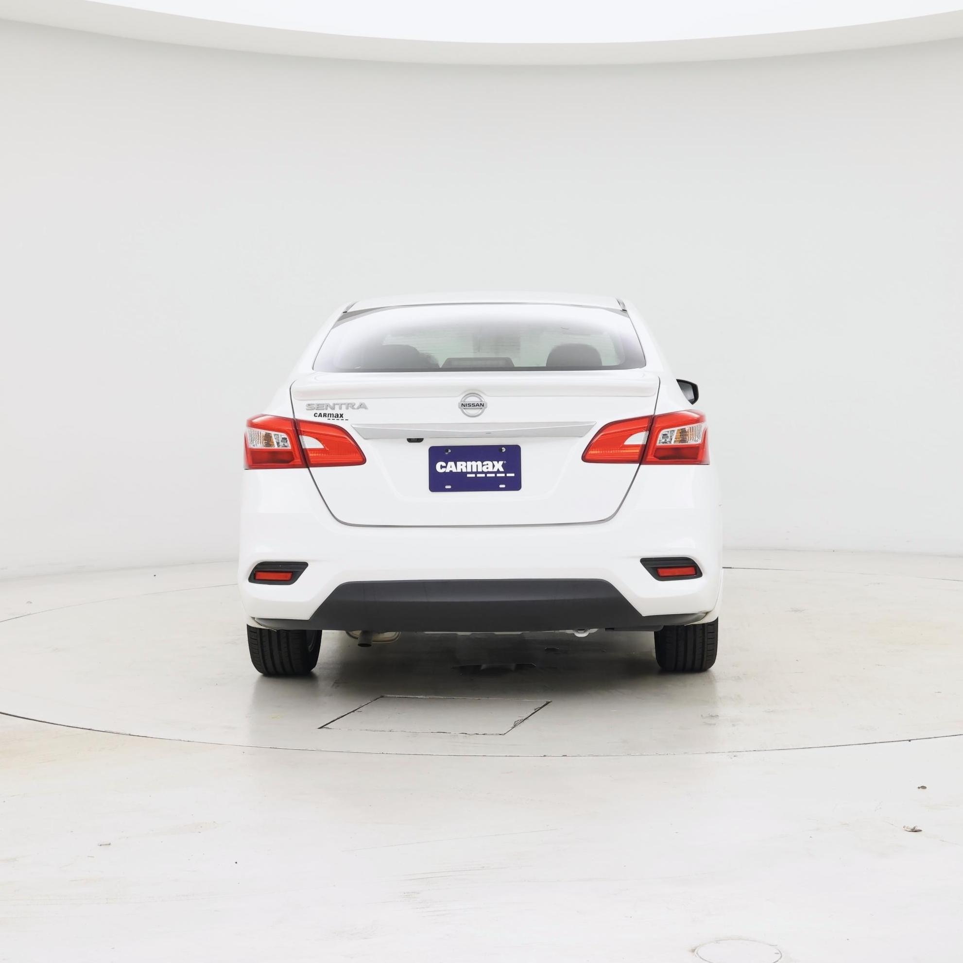 Thumbnail: 2019 Nissan Sentra - 6