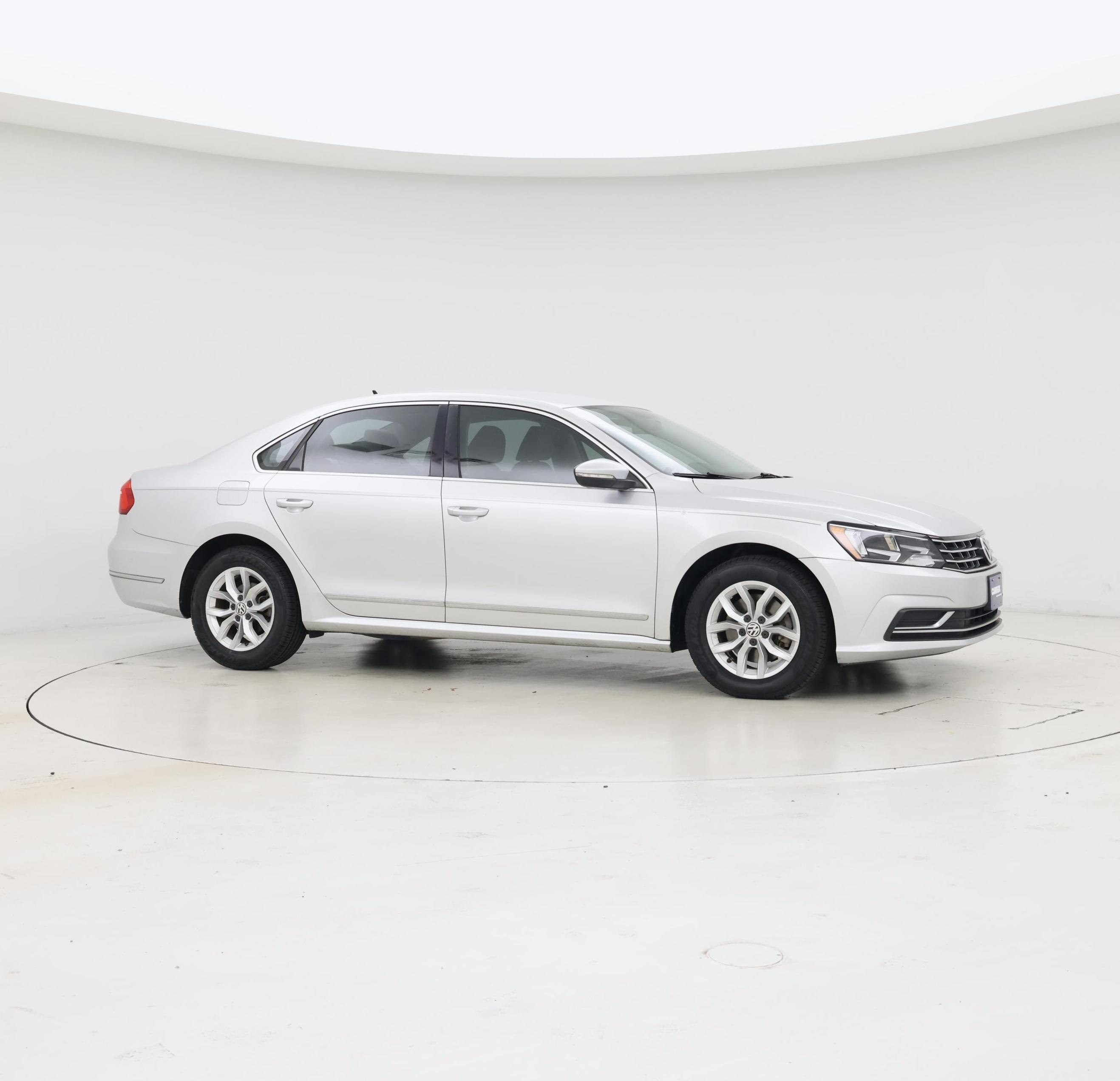 Thumbnail: 2016 Volkswagen Passat - 3