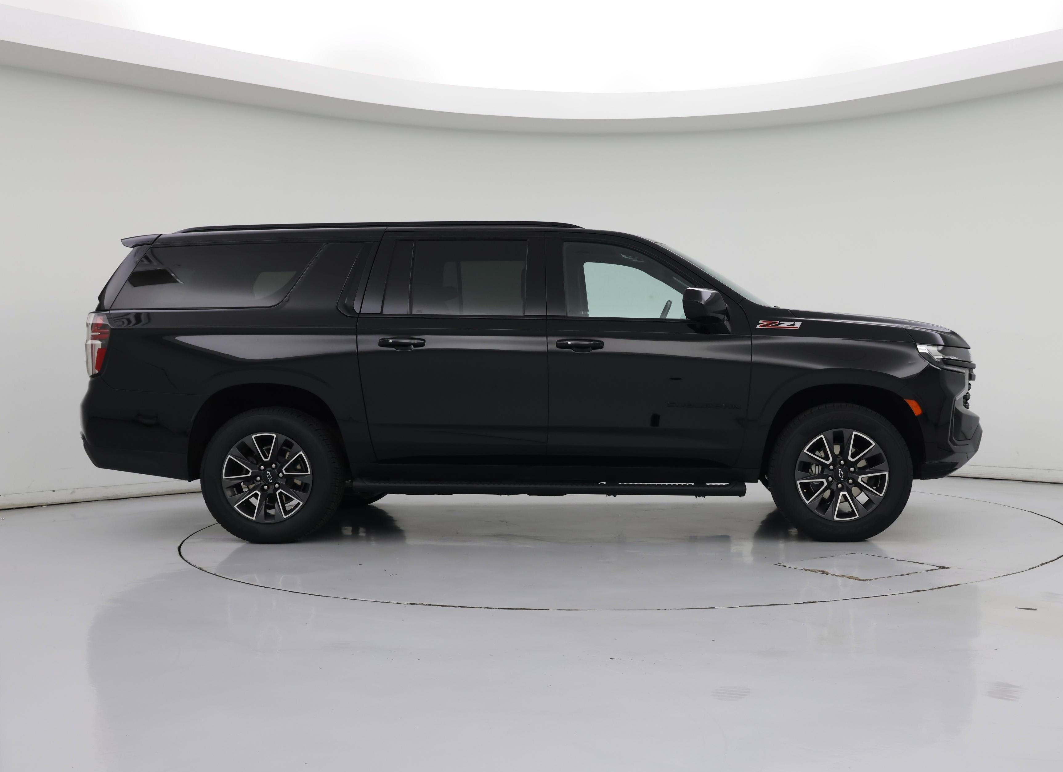Thumbnail: 2023 Chevrolet Suburban - 7