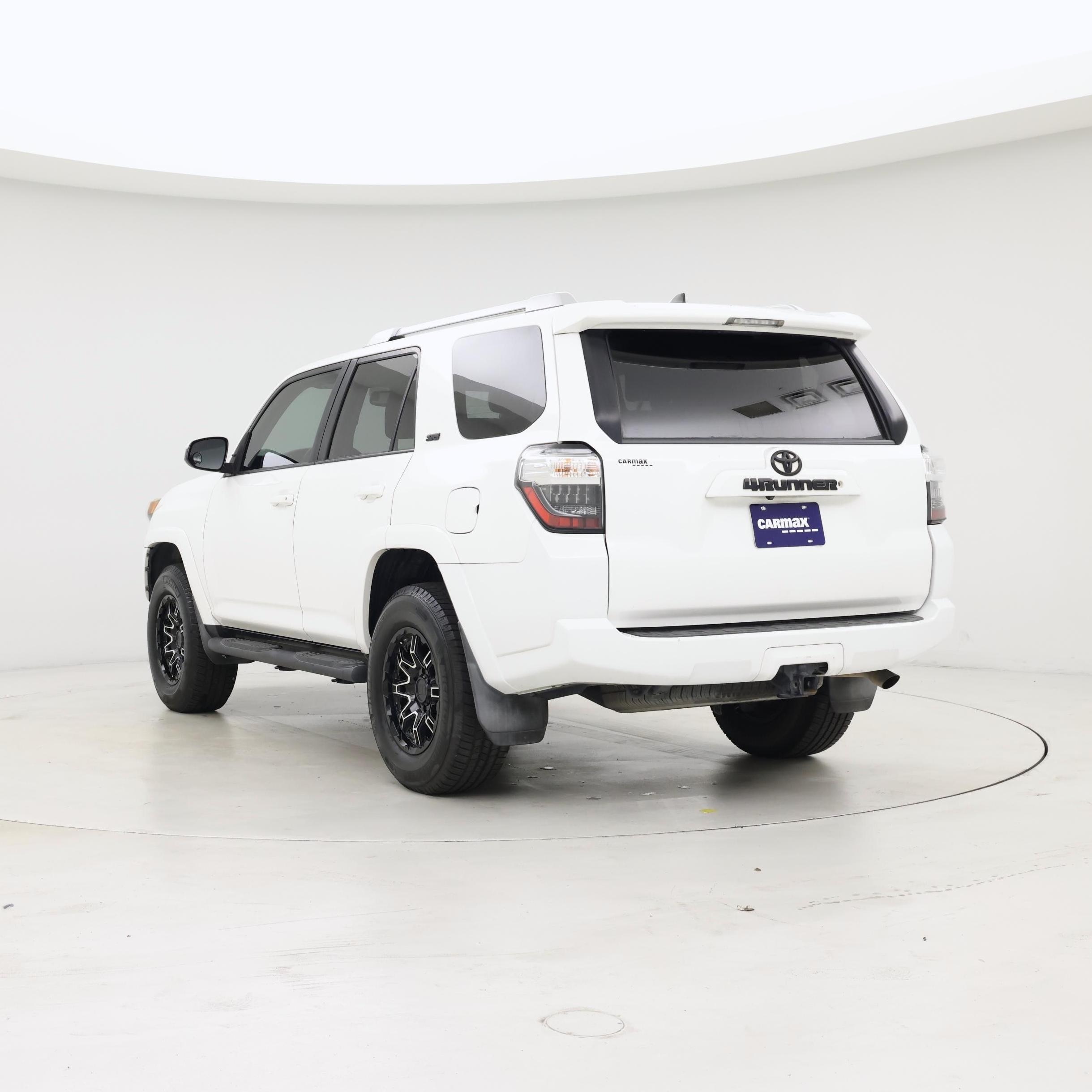Thumbnail: 2017 Toyota 4Runner - 2