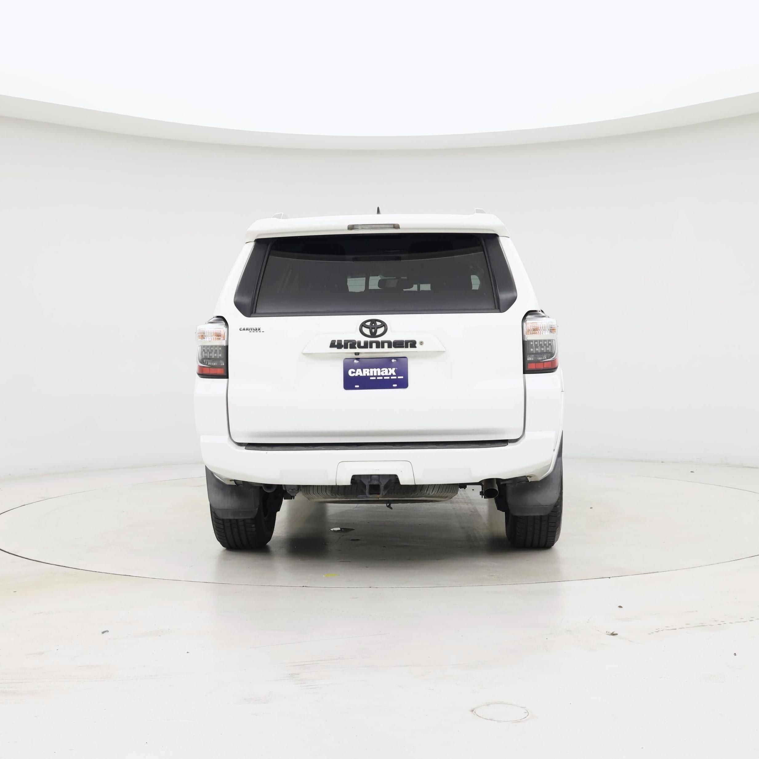 Thumbnail: 2017 Toyota 4Runner - 6
