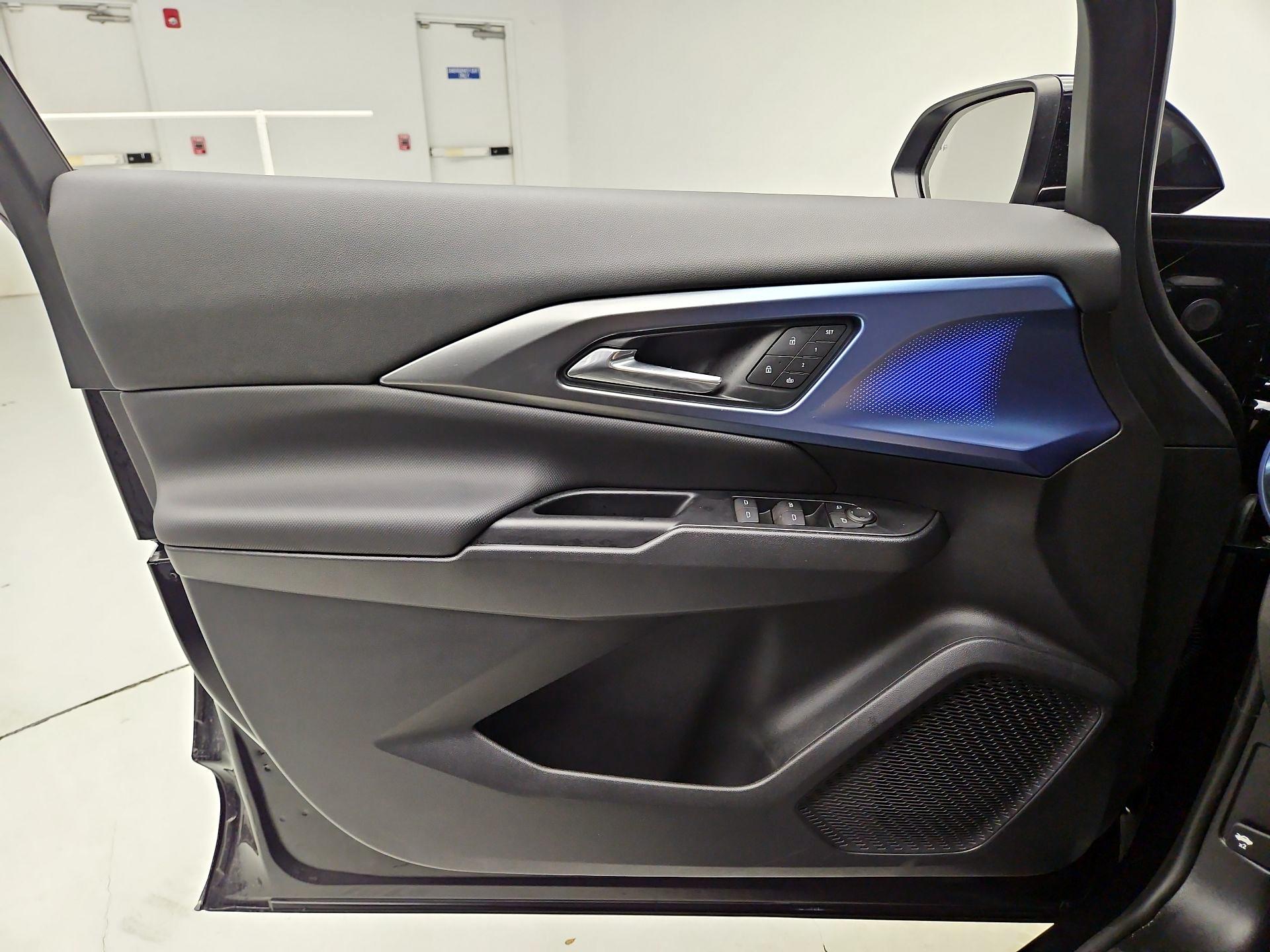 Thumbnail: 2025 Chevrolet Equinox - 10