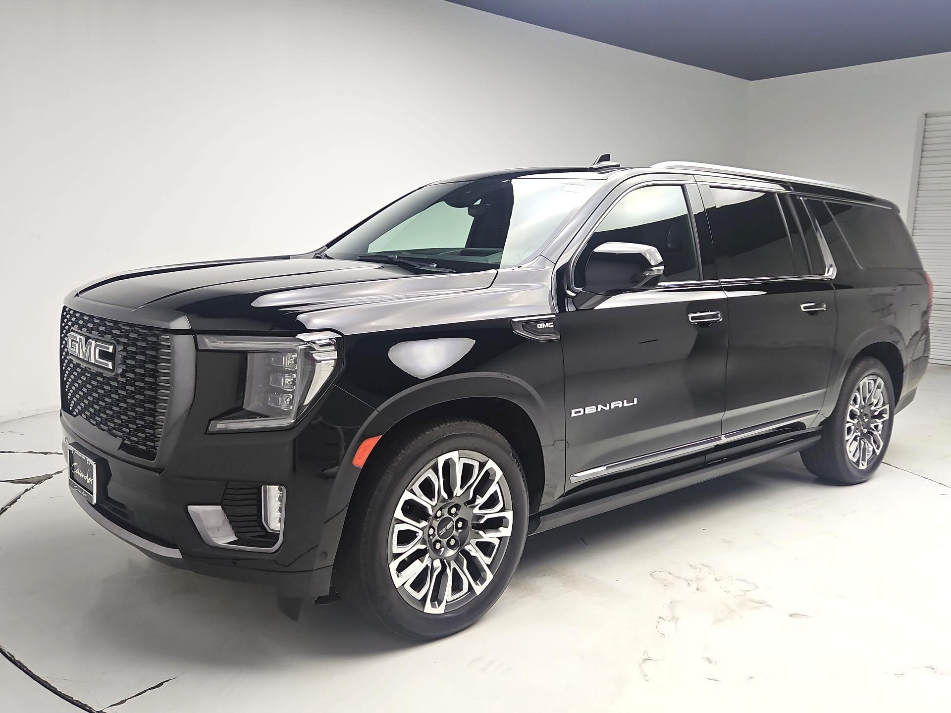 Thumbnail: 2023 GMC Yukon XL - 3