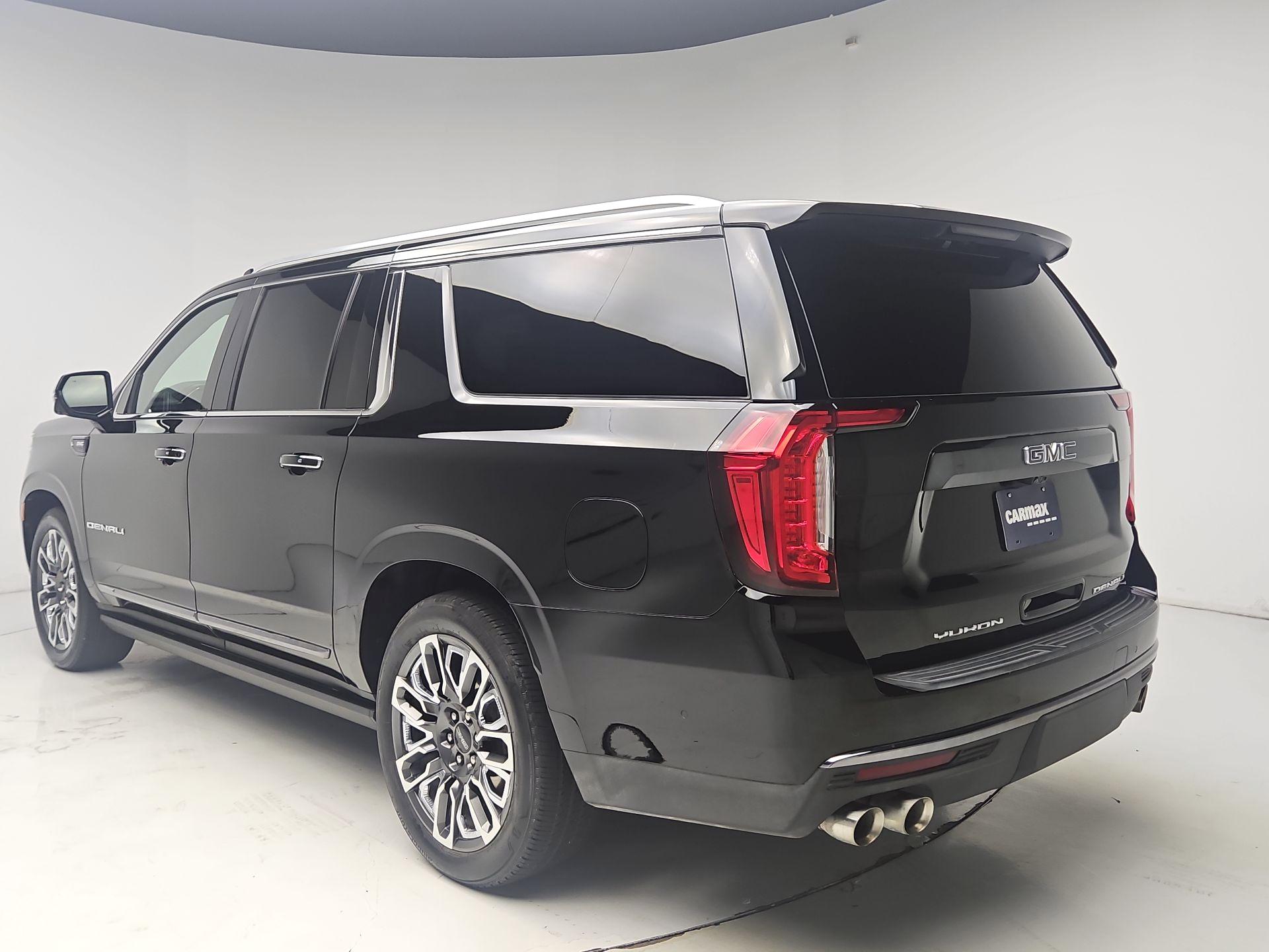 Thumbnail: 2023 GMC Yukon XL - 7