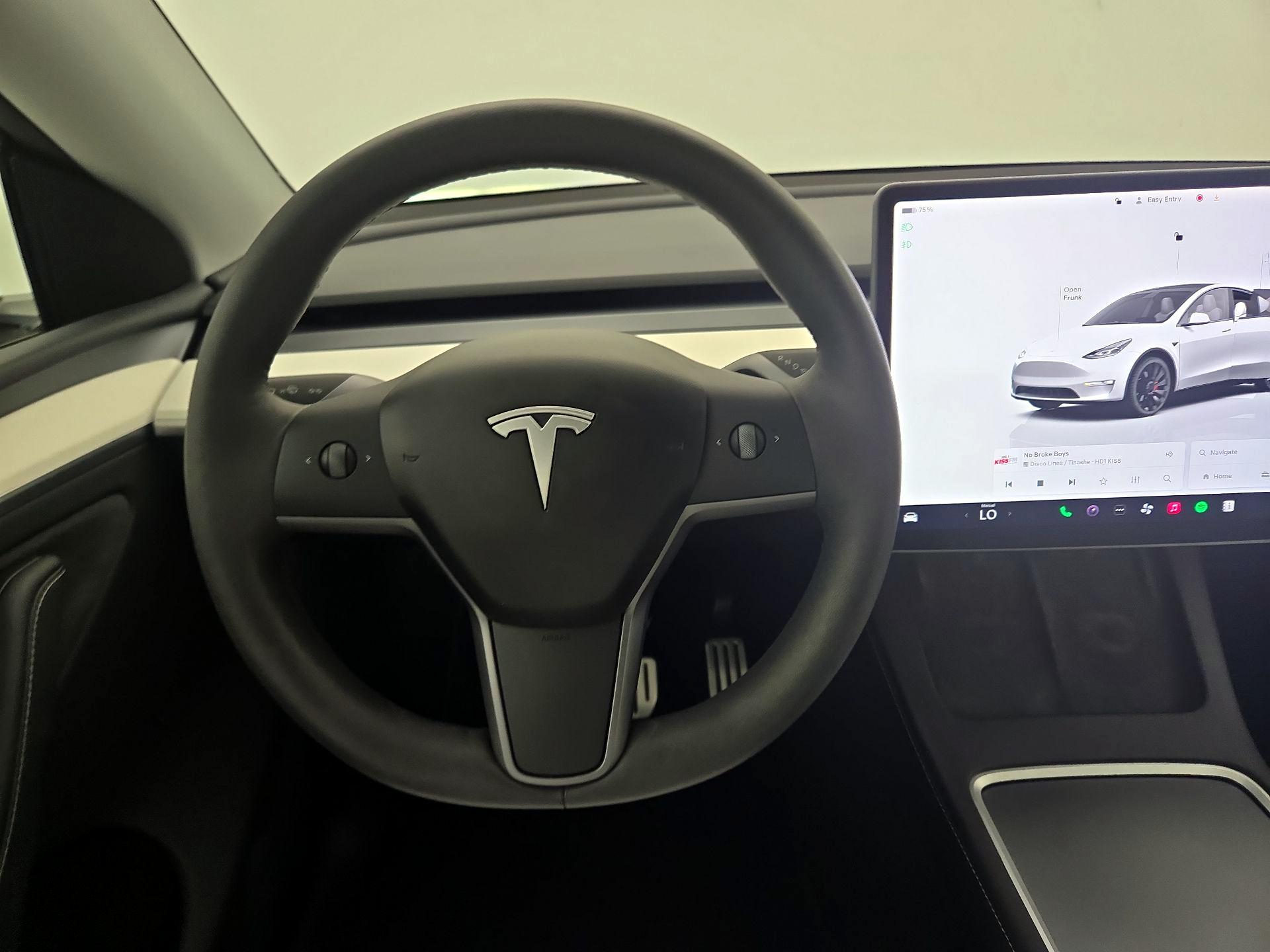 Thumbnail: 2024 Tesla Model Y - 10