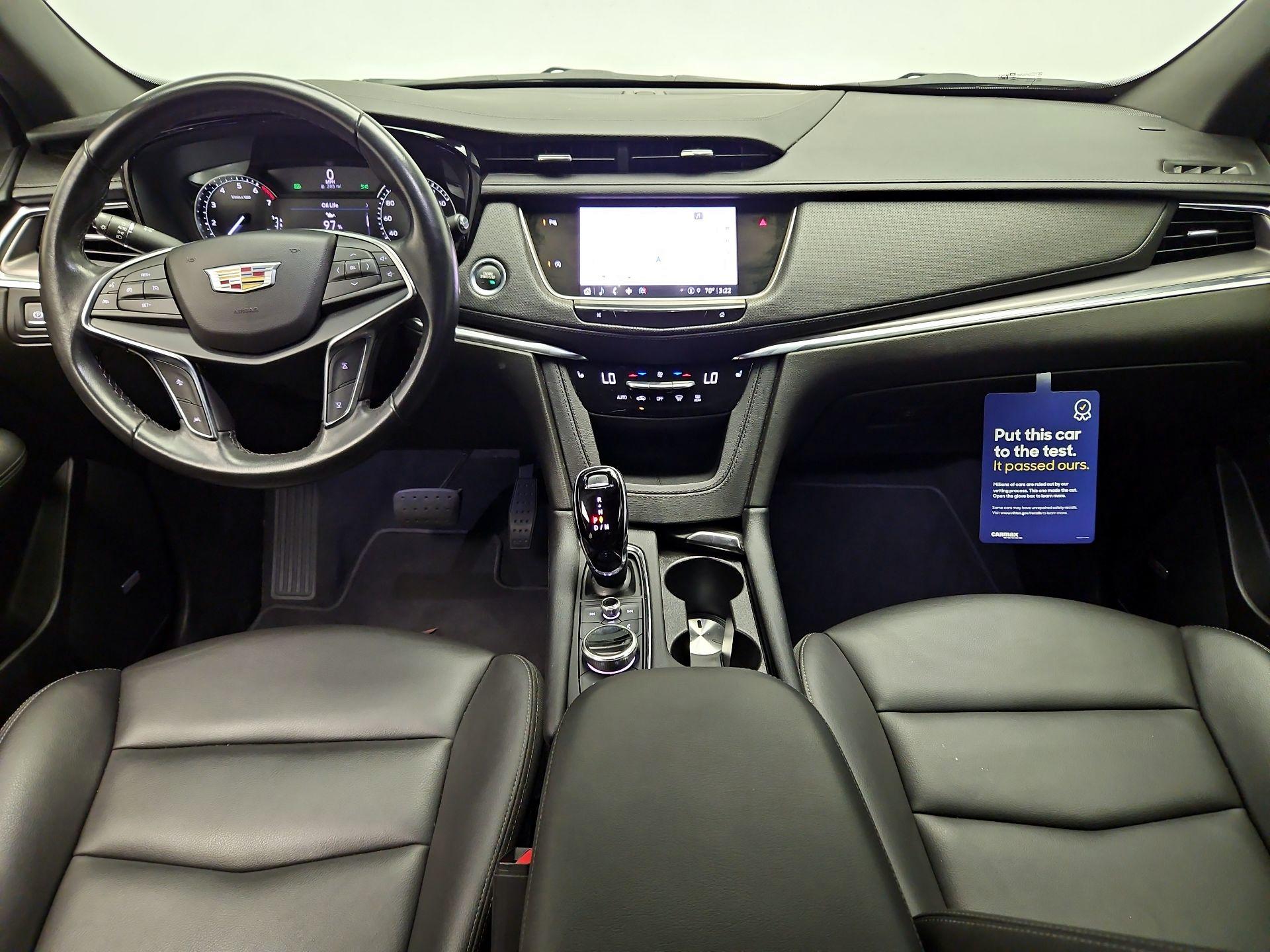 Thumbnail: 2023 Cadillac XT5 - 9