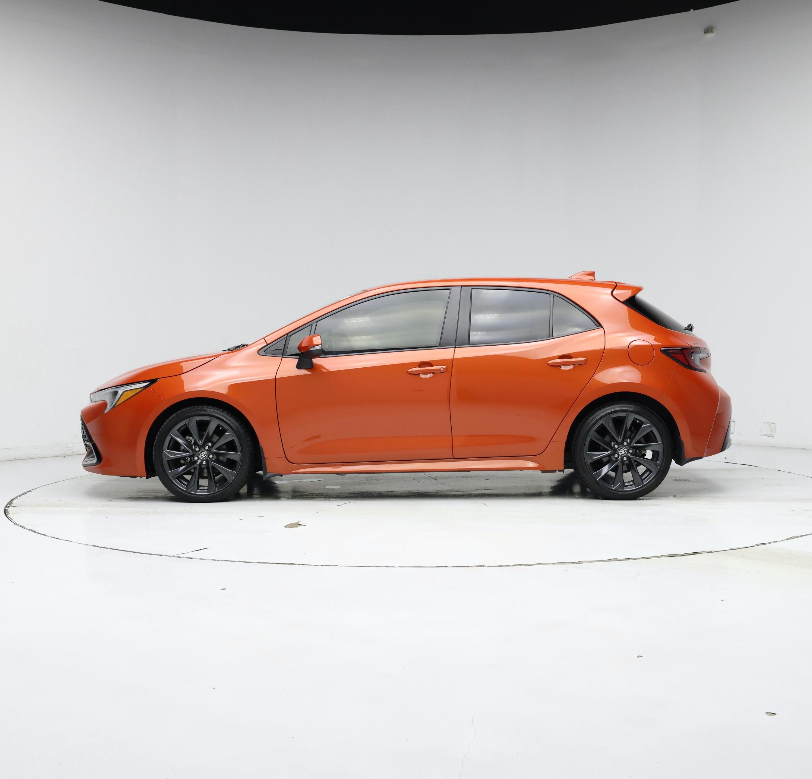 Thumbnail: 2023 Toyota Corolla - 3