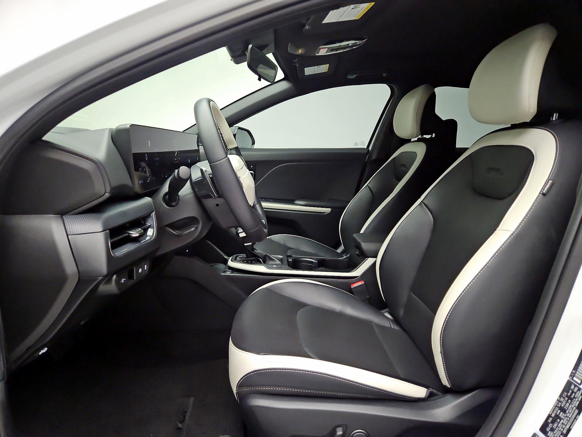 Thumbnail: 2025 Kia K4 - 9