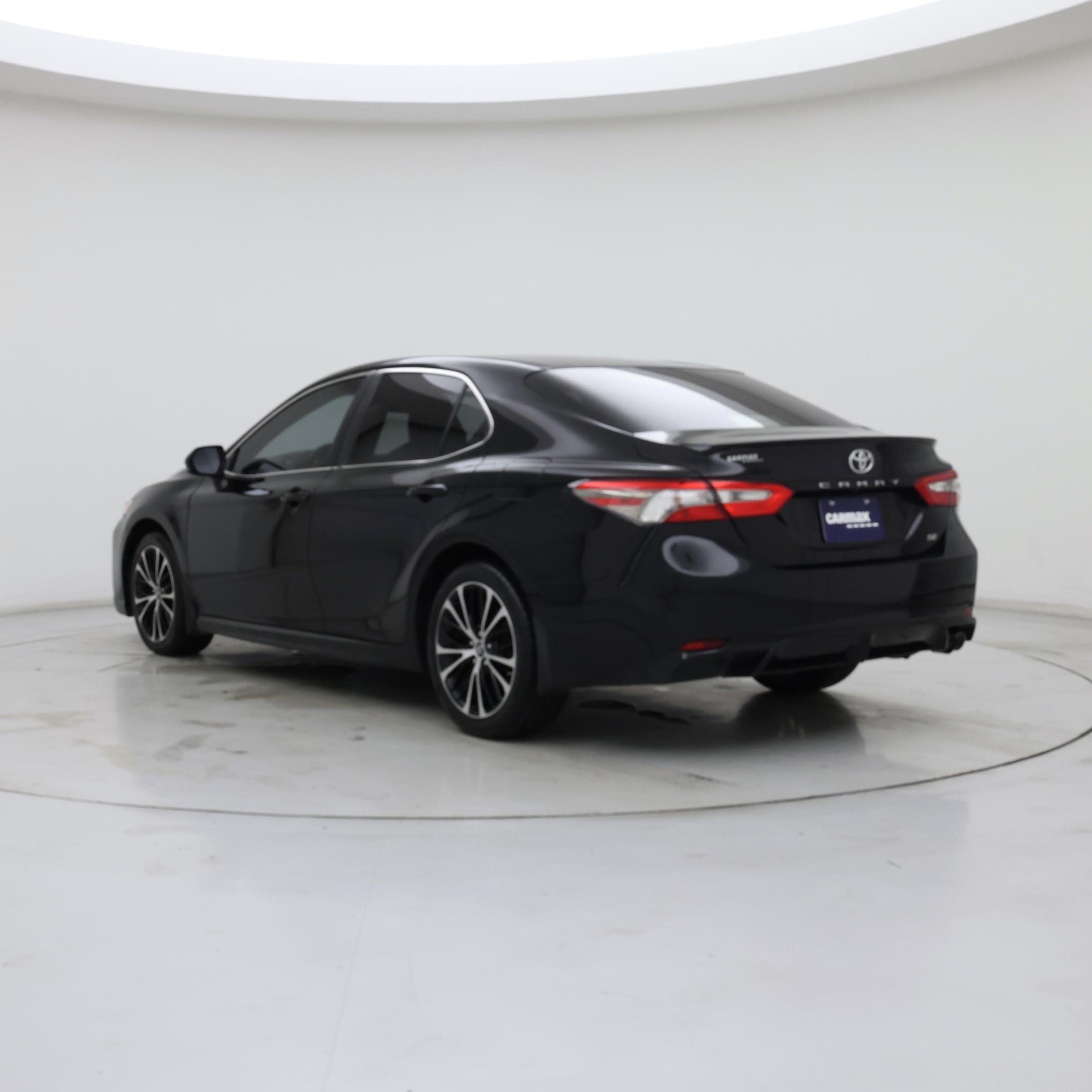 Thumbnail: 2018 Toyota Camry - 2