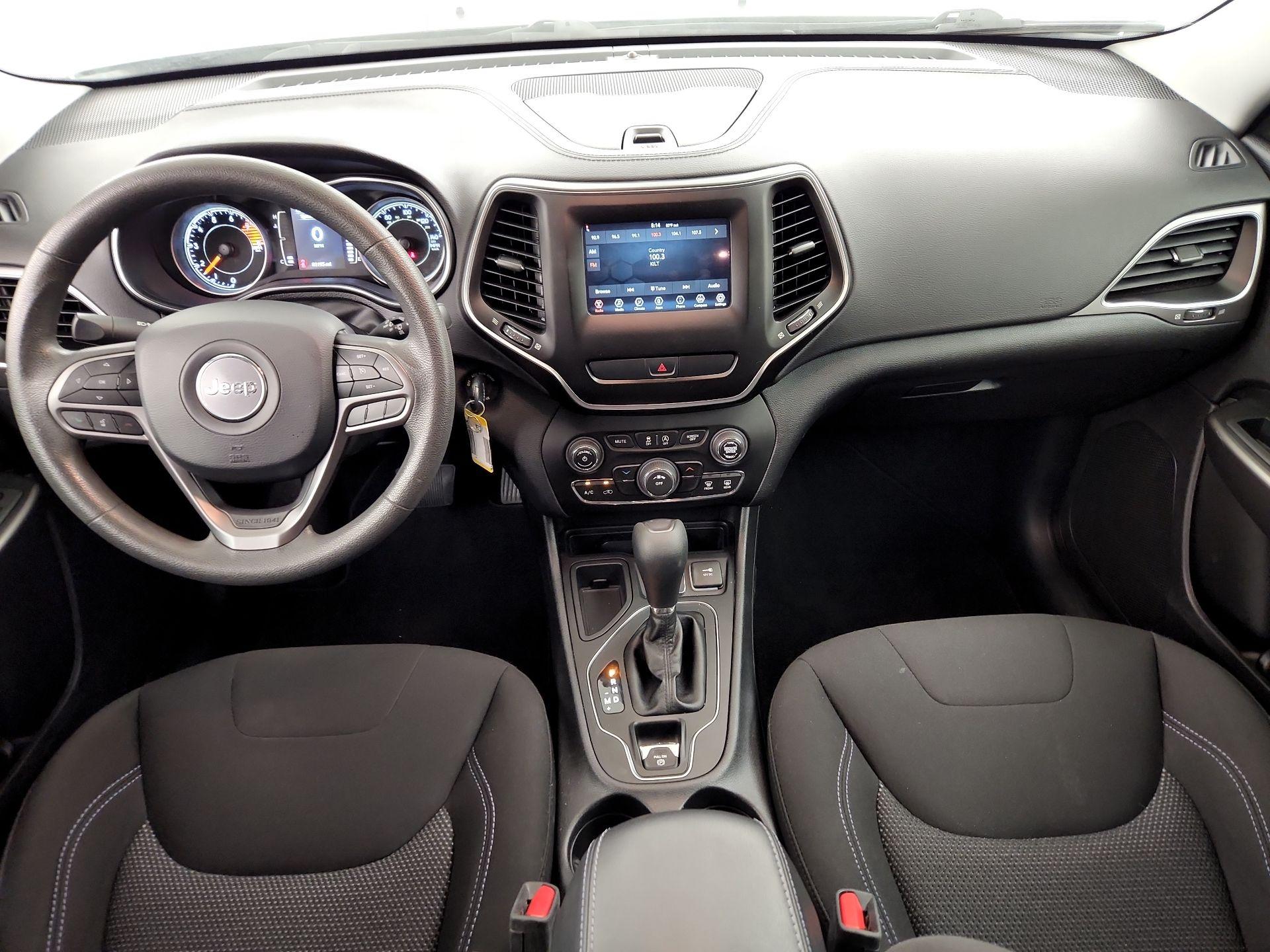 Thumbnail: 2020 Jeep Cherokee - 9
