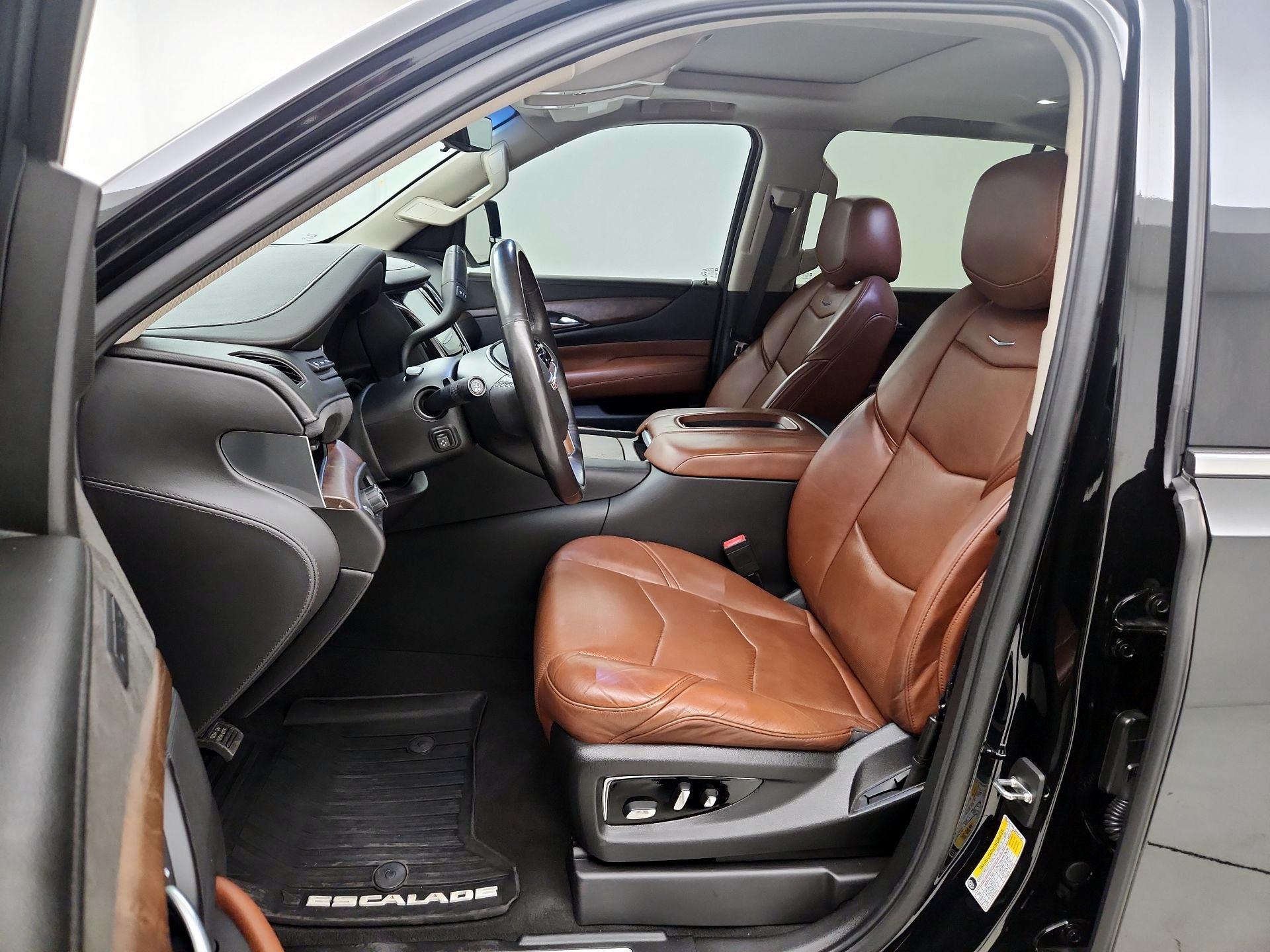 Thumbnail: 2019 Cadillac Escalade - 11