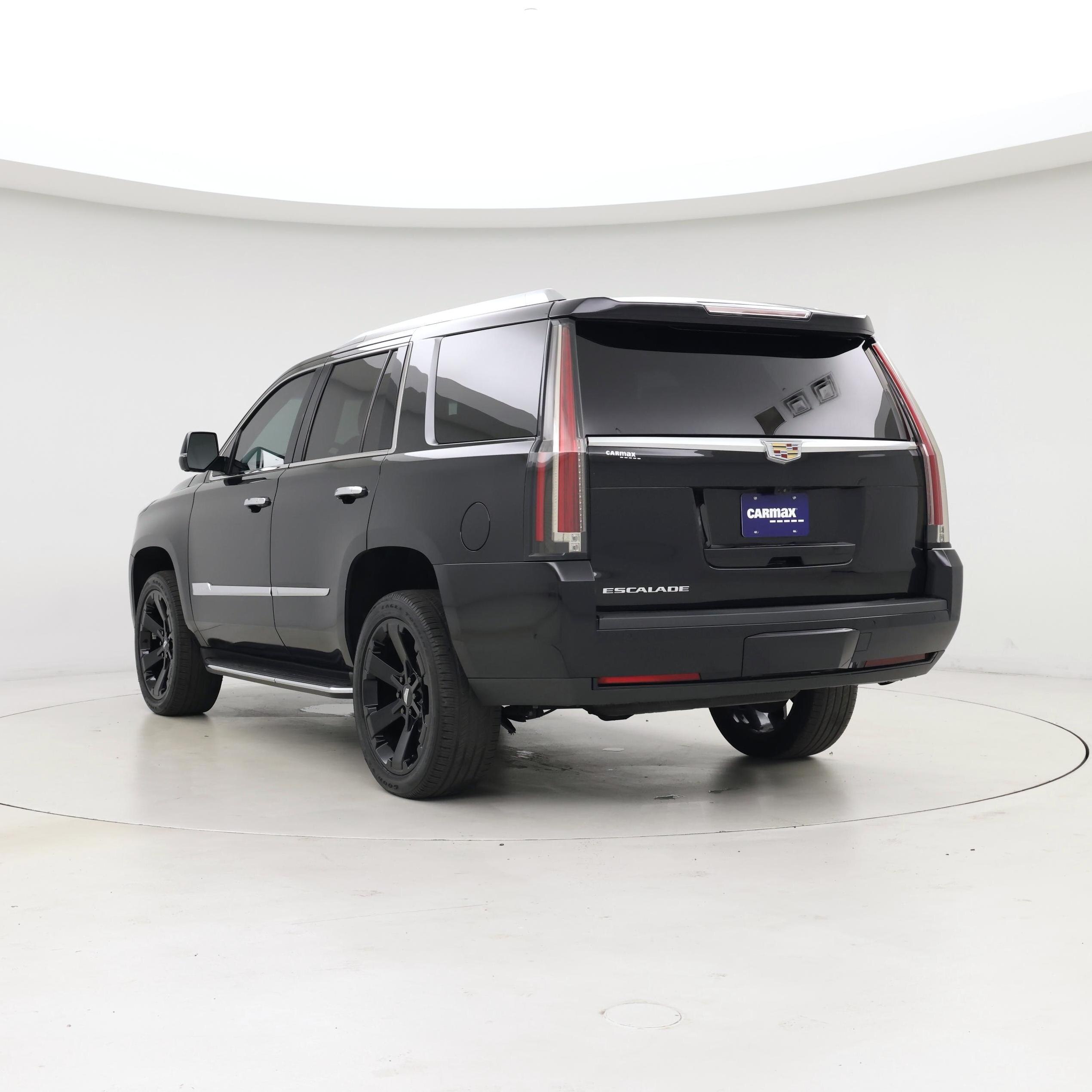 Thumbnail: 2019 Cadillac Escalade - 2