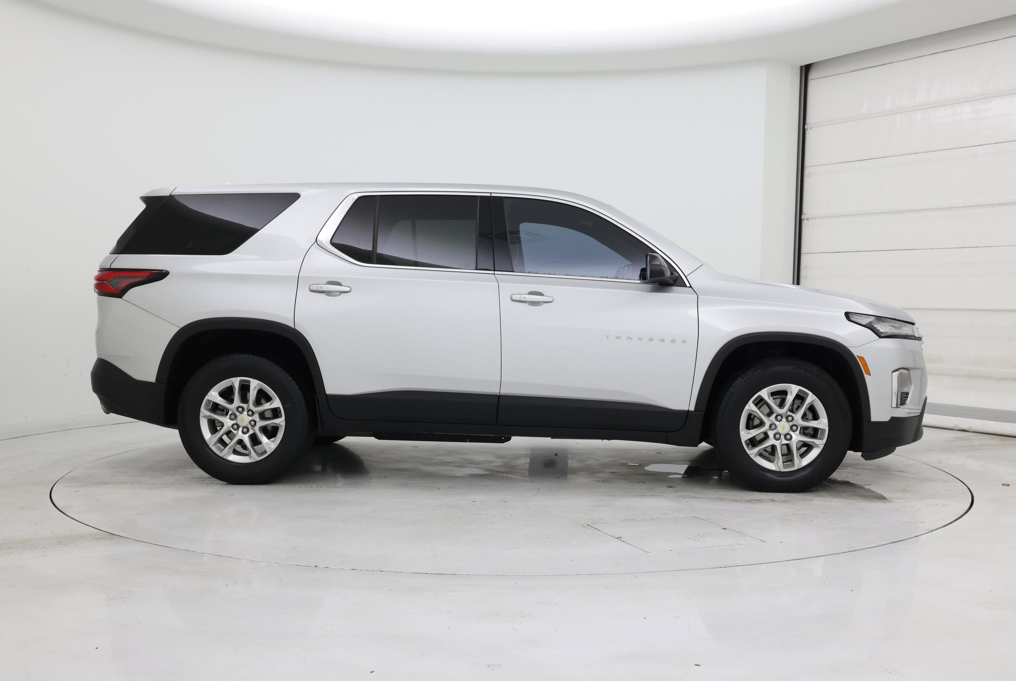 Thumbnail: 2022 Chevrolet Traverse - 7