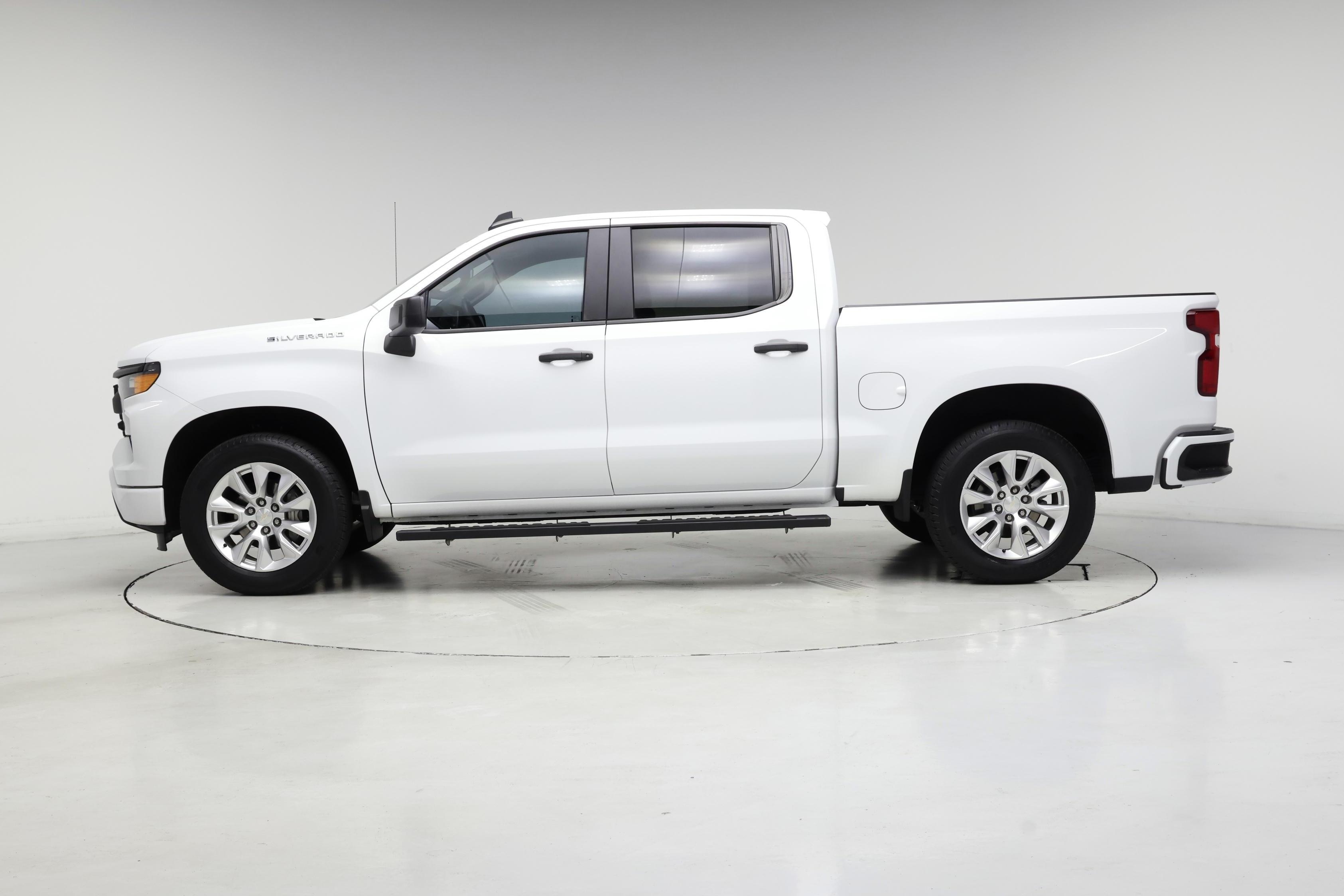 Thumbnail: 2023 Chevrolet Silverado 1500 - 3